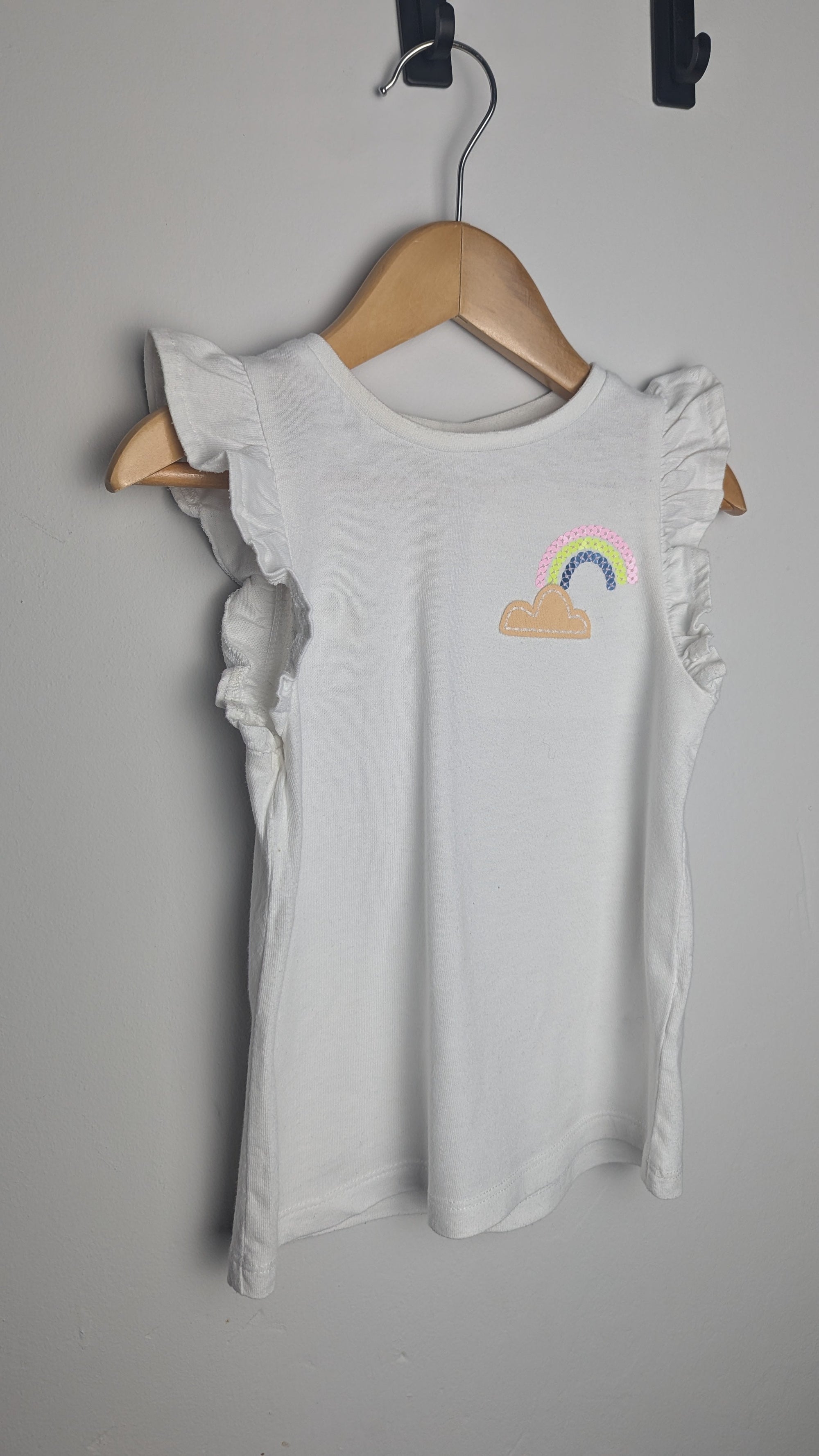 F&F Short Sleeve Rainbow Top - Girls 2 - 3 Years - Little Ones Preloved. Second Hand Children's & Preloved Baby, Kids, Girls & Boys Clothes. UK online