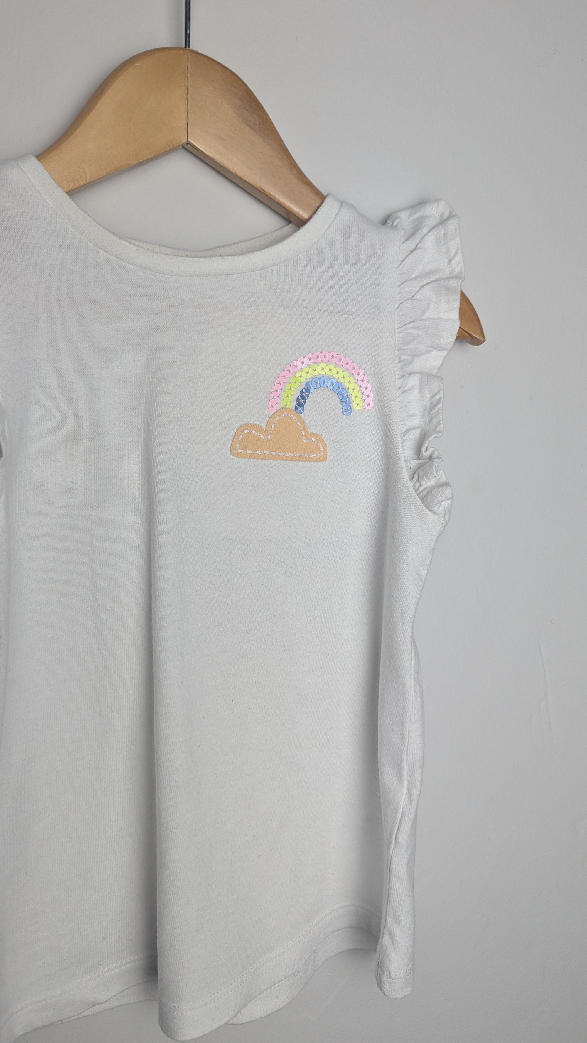 F&F Short Sleeve Rainbow Top - Girls 2 - 3 Years - Little Ones Preloved. Second Hand Children's & Preloved Baby, Kids, Girls & Boys Clothes. UK online