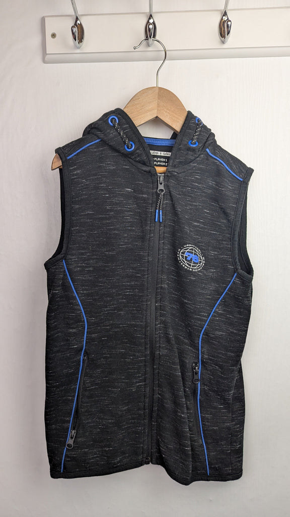 F&F Sleeveless Hoodie - Boys 7-8 Years Little Ones Preloved Used, Preloved, Preworn Baby, Girls & Boys Clothes. Kids & Children's second hand Clothing UK Online. Cheap affordable. Brands including Next, Joules, Nutmeg Morrisons, TU, F&F, H&M.