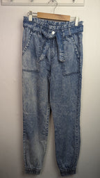 F&F Stonewashed Denim Jeans - Girls 12-13 Years Little Ones Preloved. Preloved Kids & Children’s Gently Used Clothing. Second Hand Baby, Girls & Boys Clothes. UK Postage