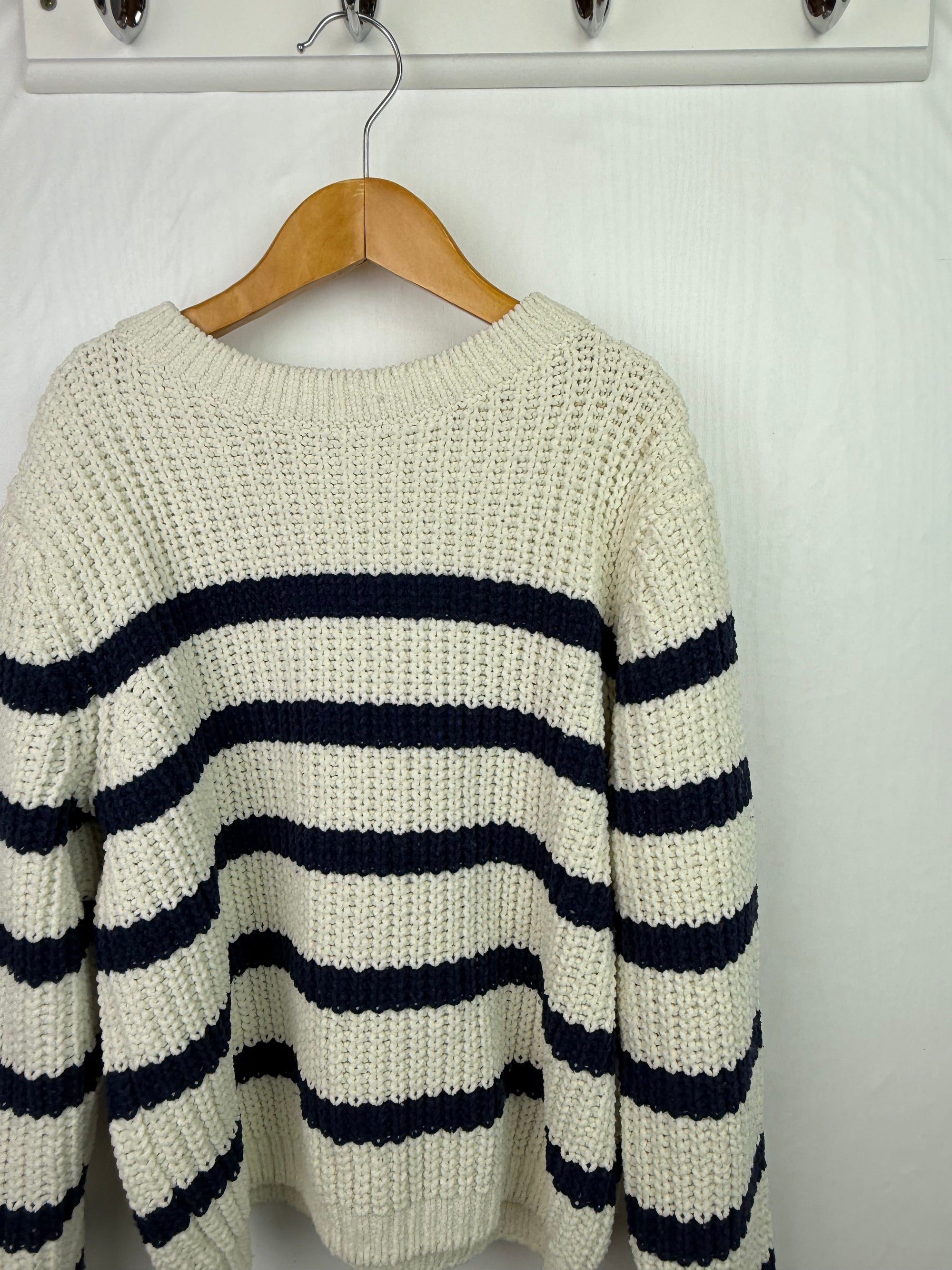 F&F Striped Chunky Knit Jumper - Girls 8 - 9 Years - Little Ones Preloved. Second Hand Children's & Preloved Baby, Kids, Girls & Boys Clothes. UK online
