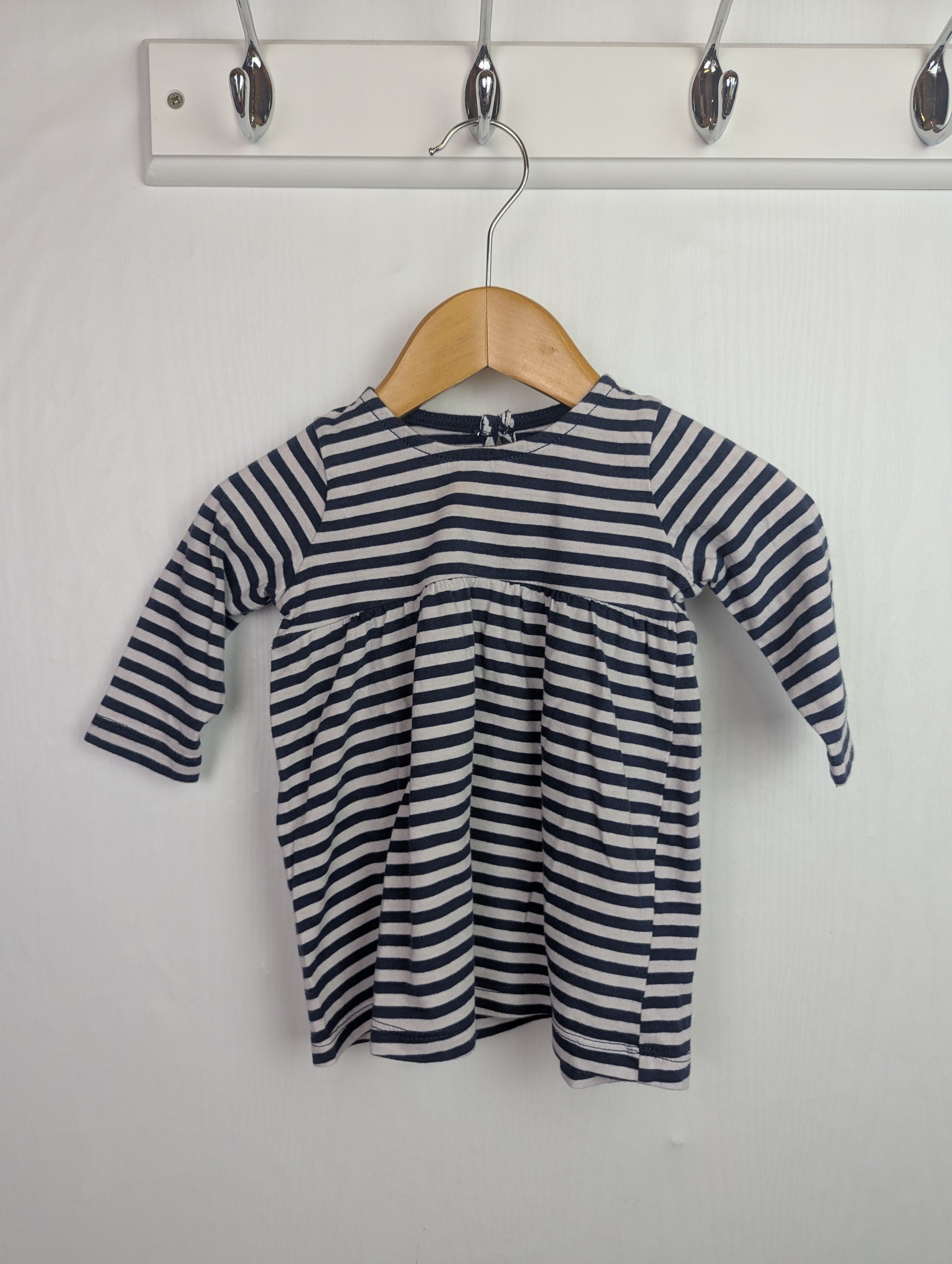 F&F Striped Dress - Girls 0 - 3 Months - Little Ones Preloved. Second Hand Children's & Preloved Baby, Kids, Girls & Boys Clothes. UK online