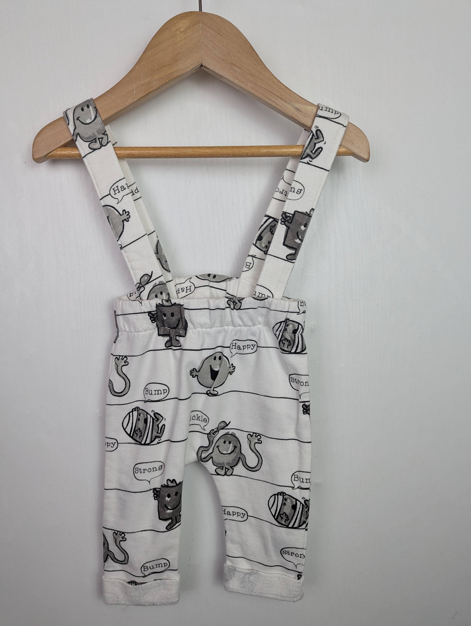 F&F White Mr Men Trousers - Boys 0 - 3 Months - Little Ones Preloved. Second Hand Children's & Preloved Baby, Kids, Girls & Boys Clothes. UK online