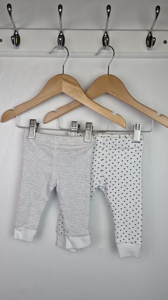 F&F White Patterned Baby Leggings - Unisex 0-1 Month F&F Used, Preloved, Preworn & Second Hand Baby, Kids & Children's Clothing UK Online. Cheap affordable. Brands including Next, Joules, Nutmeg Morrisons, TU, F&F, H&M.