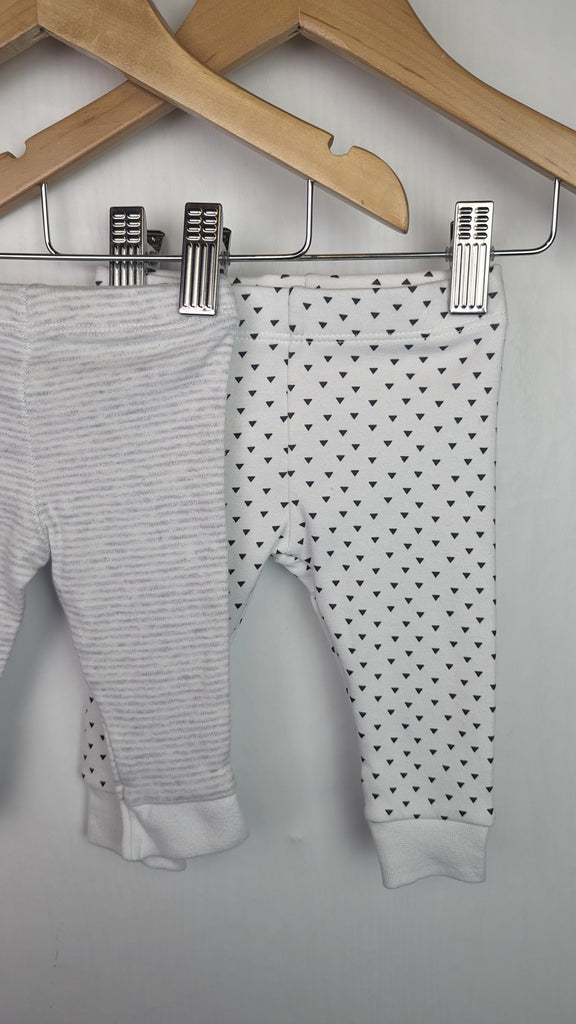 F&F White Patterned Baby Leggings - Unisex 0-1 Month F&F Used, Preloved, Preworn Baby, Girls & Boys Clothes. Kids & Children's second hand Clothing UK Online. Cheap affordable. Brands including Next, Joules, Nutmeg Morrisons, TU, F&F, H&M.