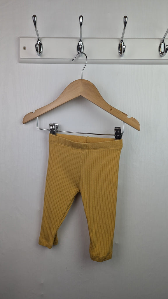 F&F Yellow Ribbed Leggings - Girls 3-6 Months Little Ones Preloved Used, Preloved, Preworn & Second Hand Baby, Kids & Children's Clothing UK Online. Cheap affordable. Brands including Next, Joules, Nutmeg Morrisons, TU, F&F, H&M.