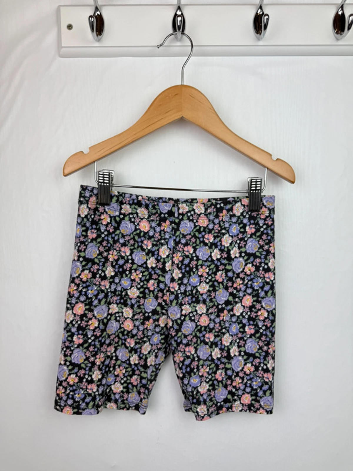 George Floral Cycle Shorts - Girls 8-9 Years Little Ones Preloved. Preloved Kids & Children’s Gently Used Clothing. Second Hand Baby, Girls & Boys Clothes. UK Postage