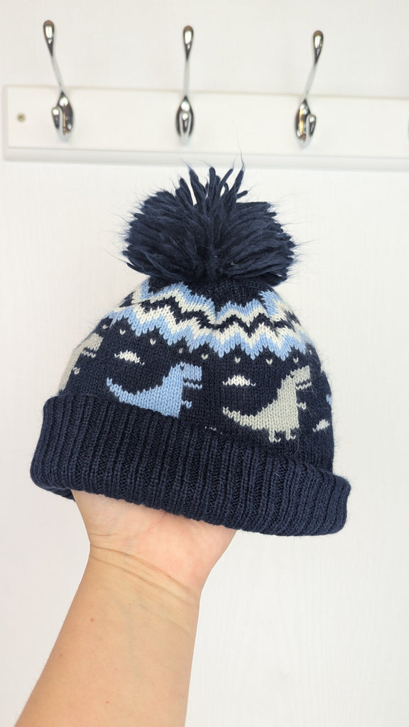 First Steps Dinosaur Winter Hat - Boys 6-12 Months First Steps Used, Preloved, Preworn Baby, Girls & Boys Clothes. Kids & Children's second hand Clothing UK Online. Cheap affordable. Brands including Next, Joules, Nutmeg Morrisons, TU, F&F, H&M.