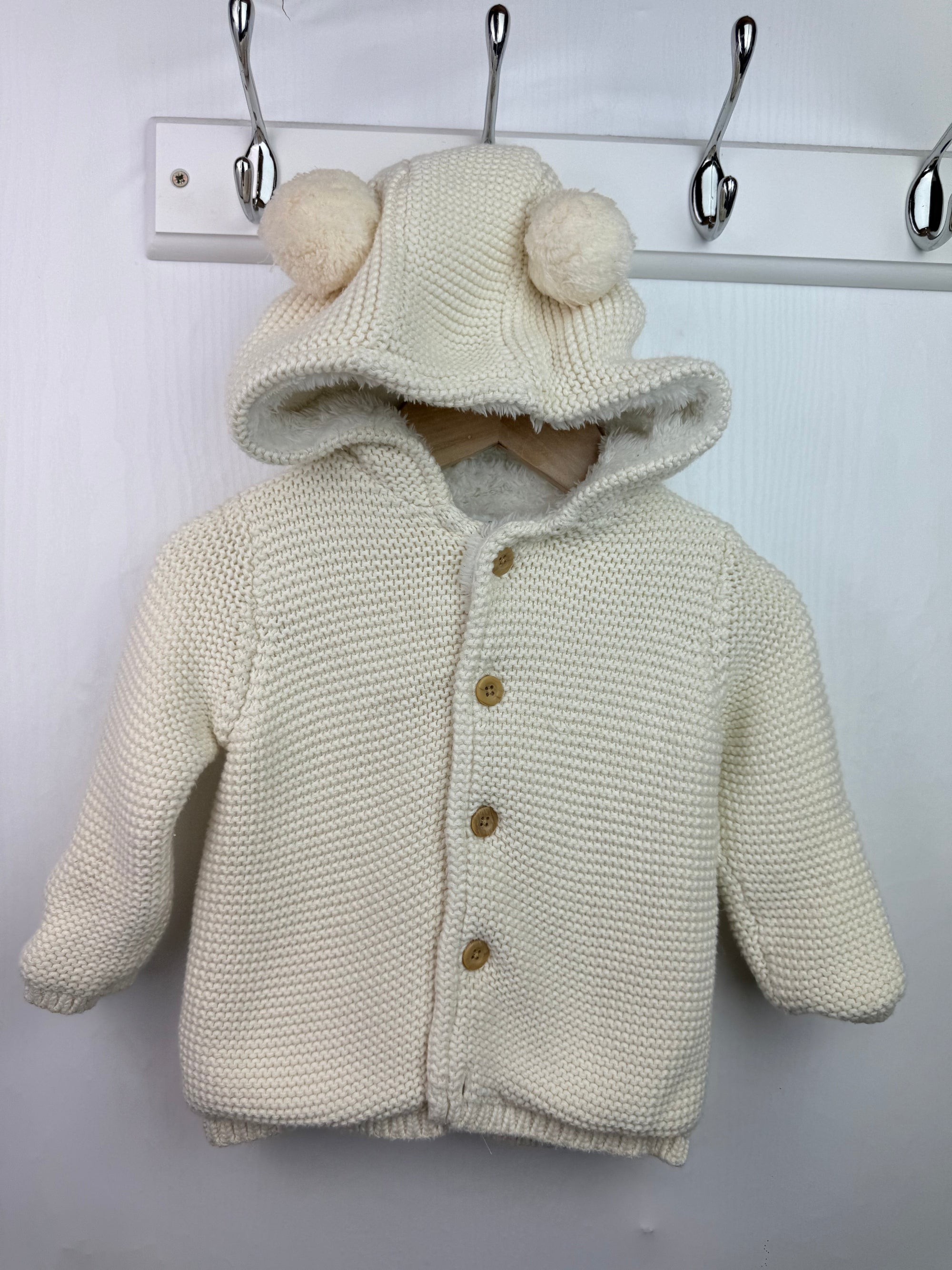Fred & Flo Cream Knit Cardigan - Unisex 3 - 6 Months - Little Ones Preloved. Second Hand Children's & Preloved Baby, Kids, Girls & Boys Clothes. UK online