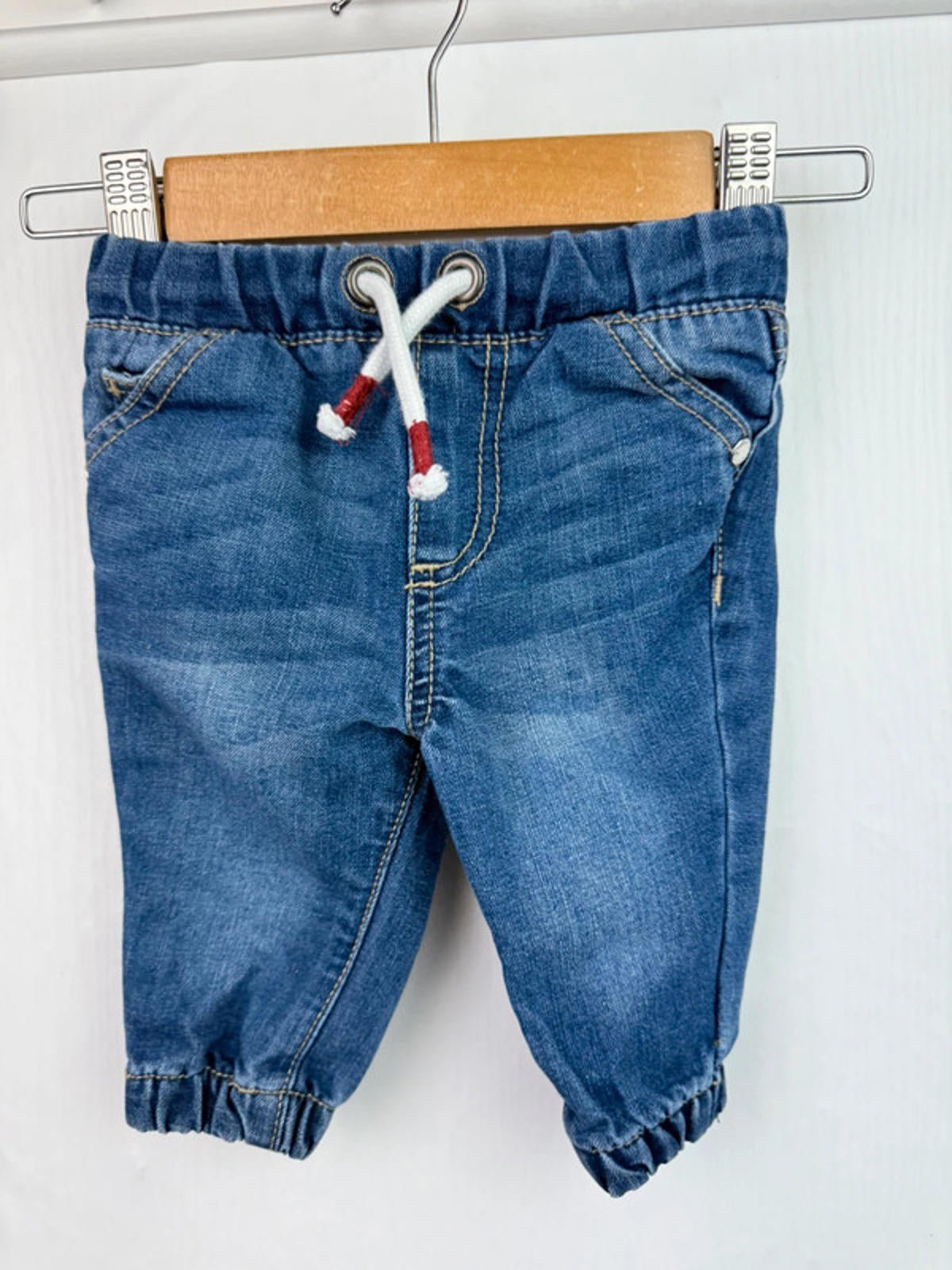 Fred & Flo Denim Jeans - Boys 0 - 3 Months - Little Ones Preloved. Second Hand Children's & Preloved Baby, Kids, Girls & Boys Clothes. UK online