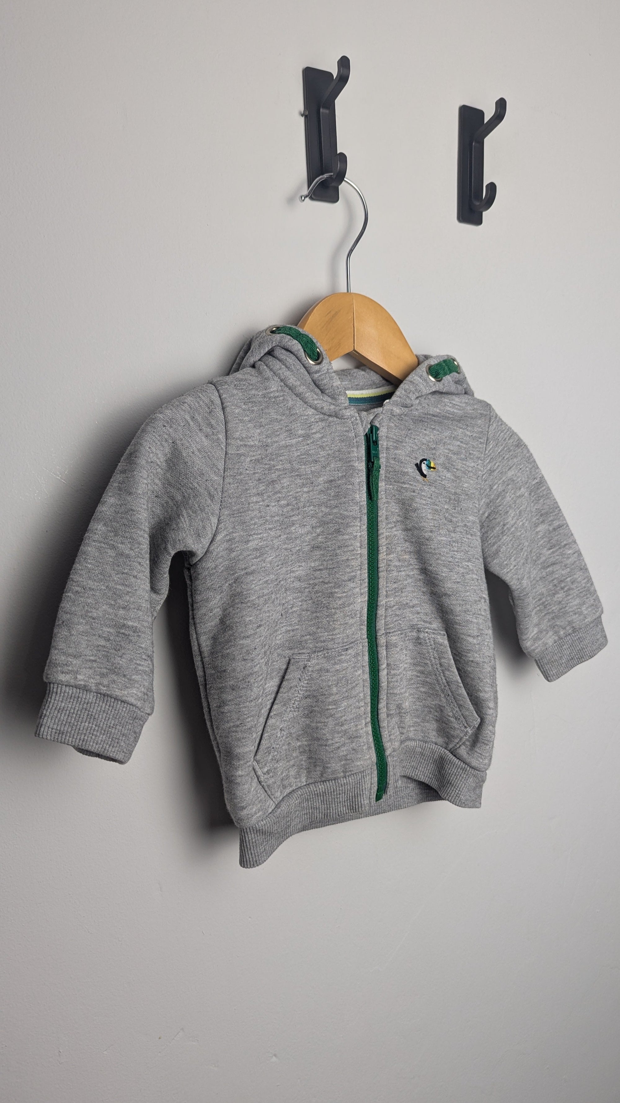 Fred & Flo Grey Zip Hoodie - Boys 0 - 3 Months - Little Ones Preloved. Second Hand Children's & Preloved Baby, Kids, Girls & Boys Clothes. UK online