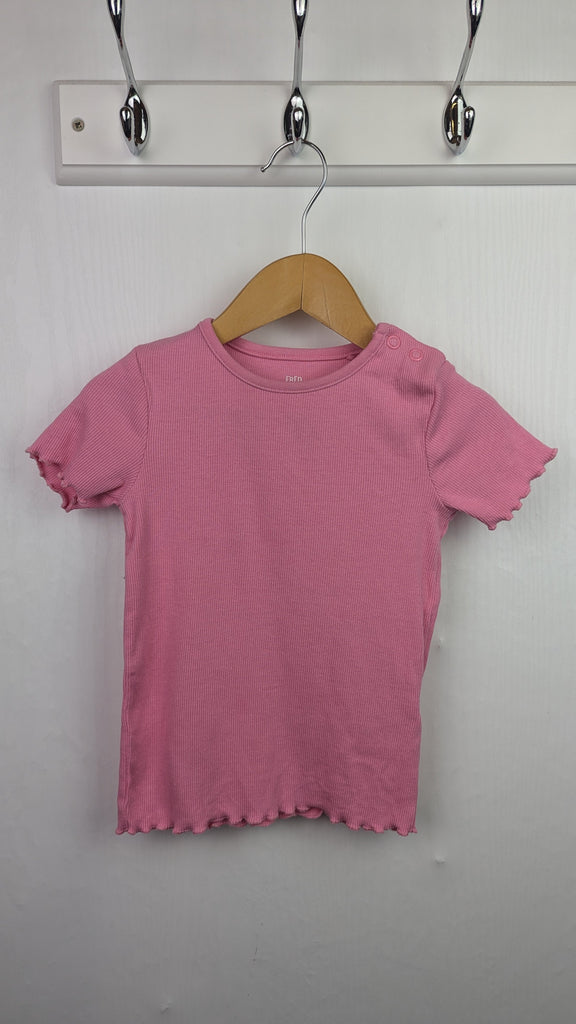 Fred & Flo Pink Ribbed Top - Girls 12-18 Months Little Ones Preloved Used, Preloved, Preworn & Second Hand Baby, Kids & Children's Clothing UK Online. Cheap affordable. Brands including Next, Joules, Nutmeg Morrisons, TU, F&F, H&M.