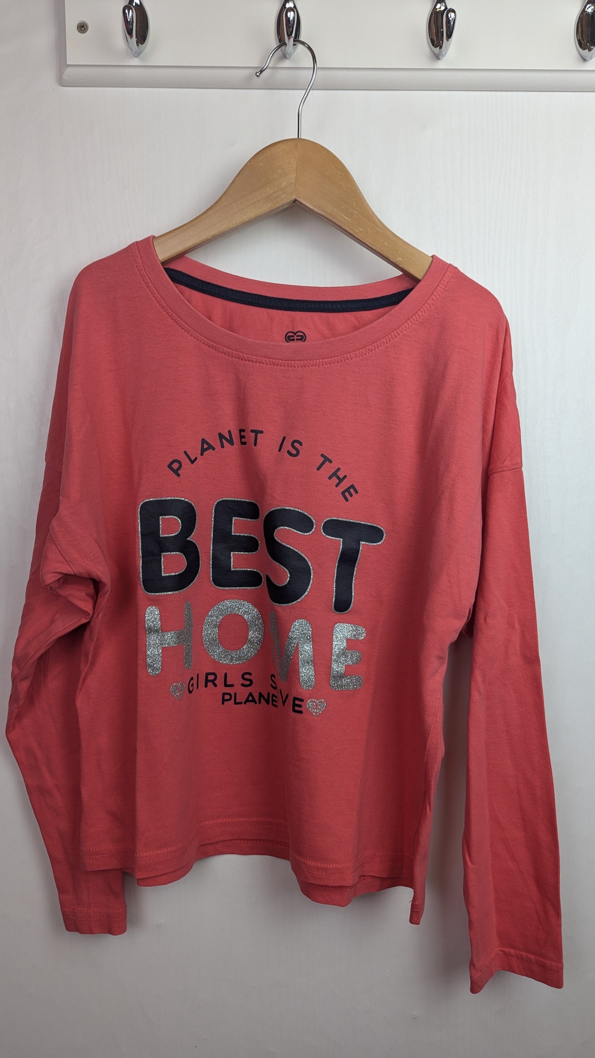 Freegun Planet Pyjama Top - Girls 12 Years - Little Ones Preloved. Second Hand Children's & Preloved Baby, Kids, Girls & Boys Clothes. UK online