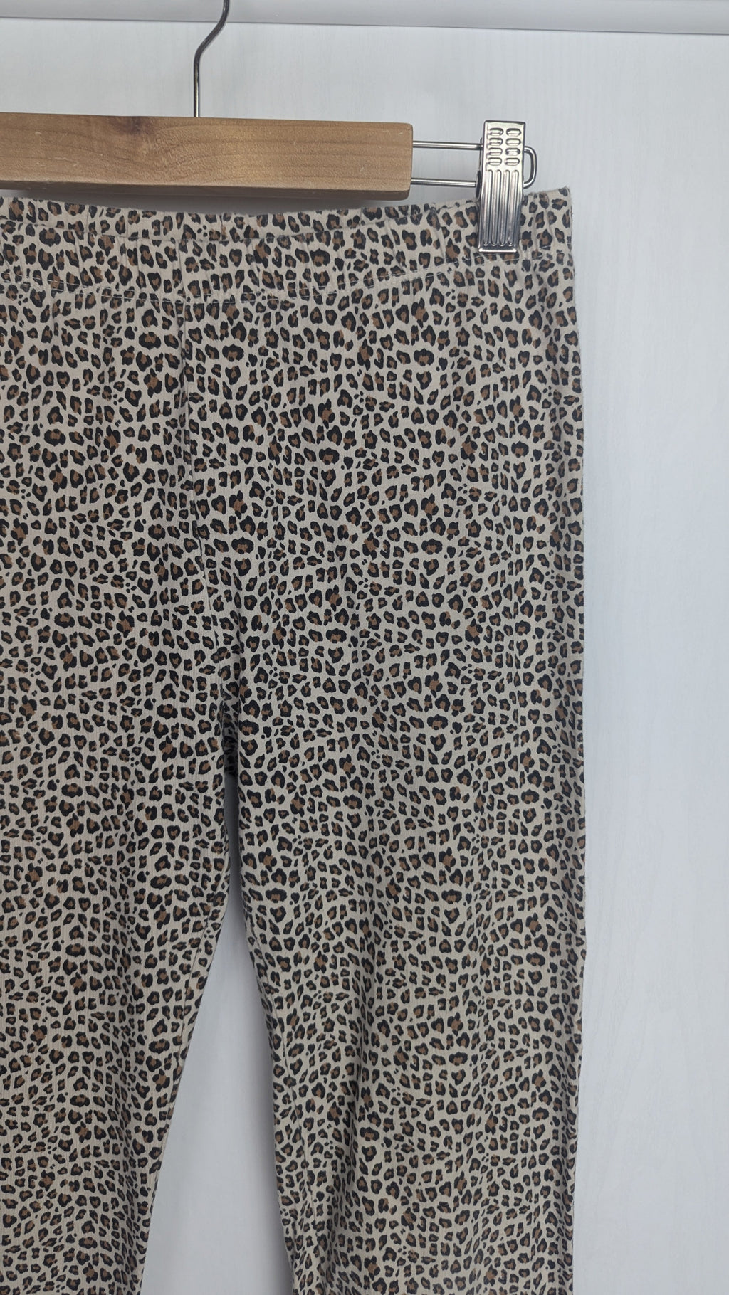 Gap Animal Print Leggings - 13 - 14 Years - Little Ones Preloved. Second Hand Children's & Preloved Baby, Kids, Girls & Boys Clothes. UK online