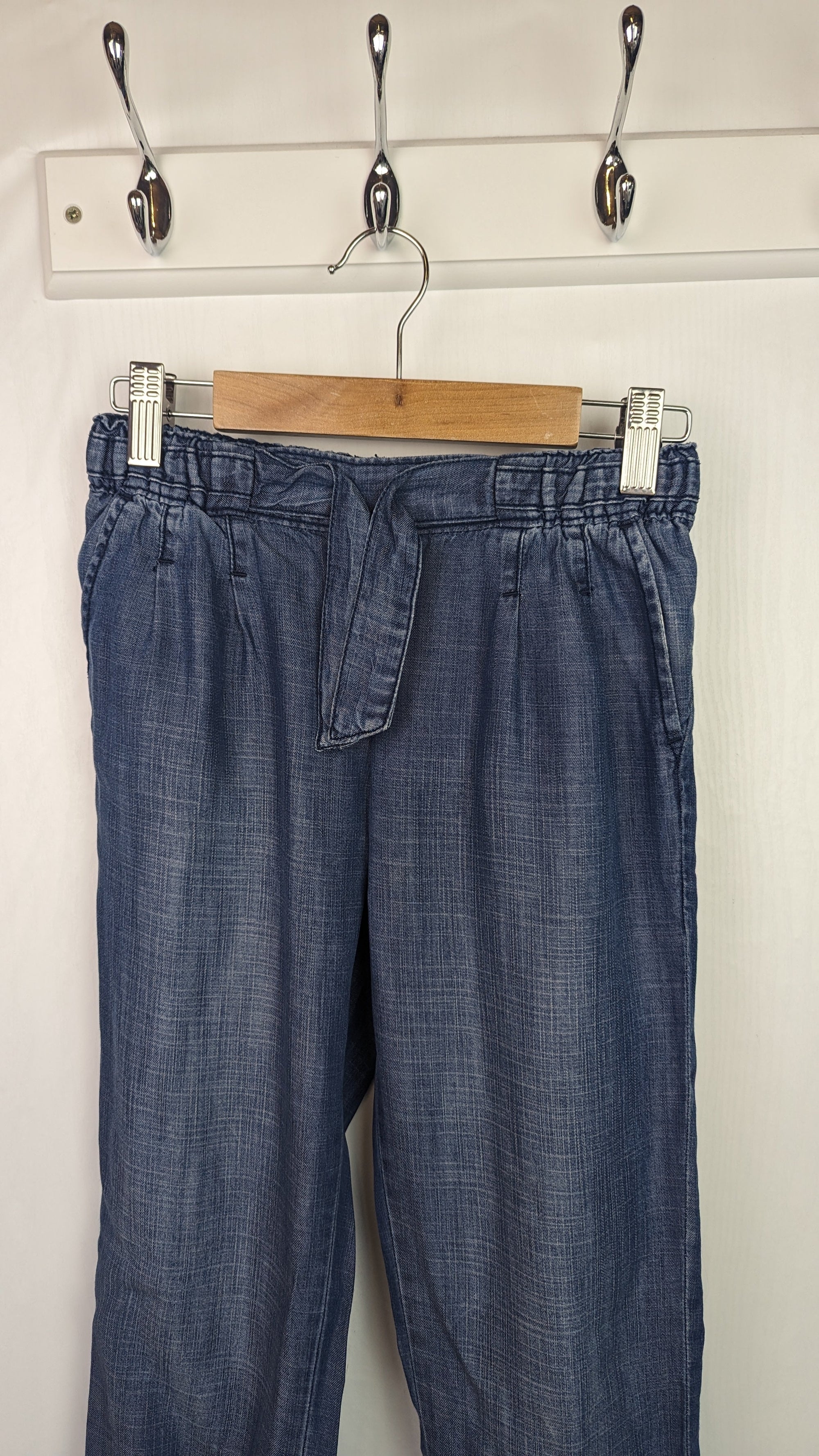 Gap Blue Denim Trousers - Girls 8 - 9 Years - Little Ones Preloved. Second Hand Children's & Preloved Baby, Kids, Girls & Boys Clothes. UK online