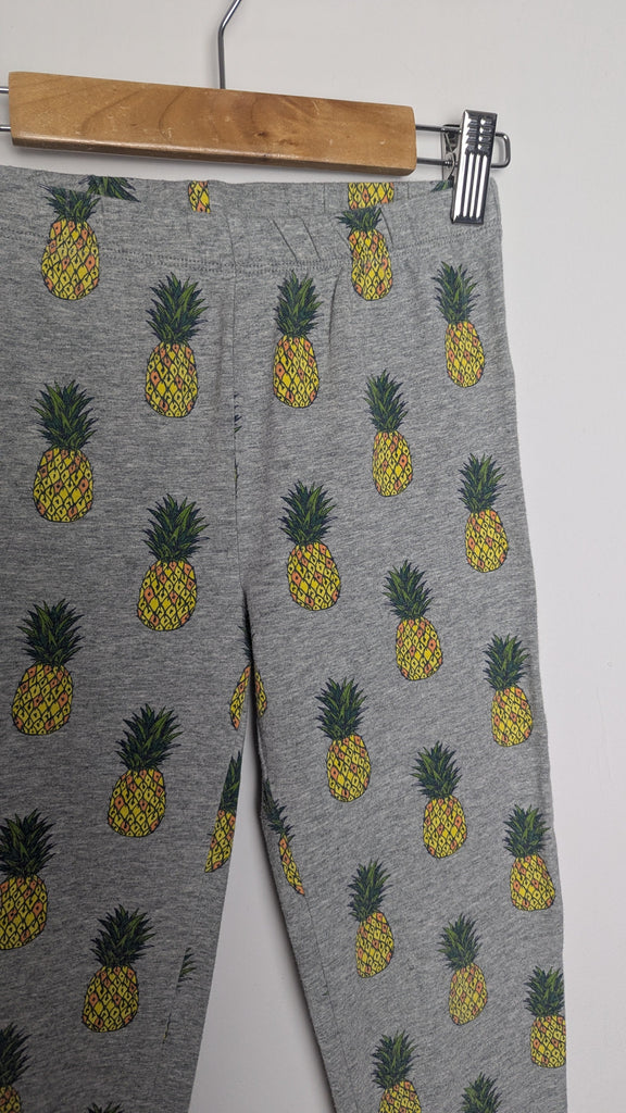 Gap Cropped Grey Pineapple Leggings - Girls 10-11 Years Little Ones Preloved Used, Preloved, Preworn Baby, Girls & Boys Clothes. Kids & Children's second hand Clothing UK Online. Cheap affordable. Brands including Next, Joules, Nutmeg Morrisons, TU, F&F, H&M.