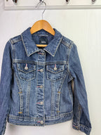 Gap Denim Jacket - Girls 4 - 6 Years - Little Ones Preloved. Second Hand Children's & Preloved Baby, Kids, Girls & Boys Clothes. UK online