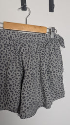 Gap Grey Animal Print Shorts - Girls 10 Years - Little Ones Preloved. Second Hand Children's & Preloved Baby, Kids, Girls & Boys Clothes. UK online