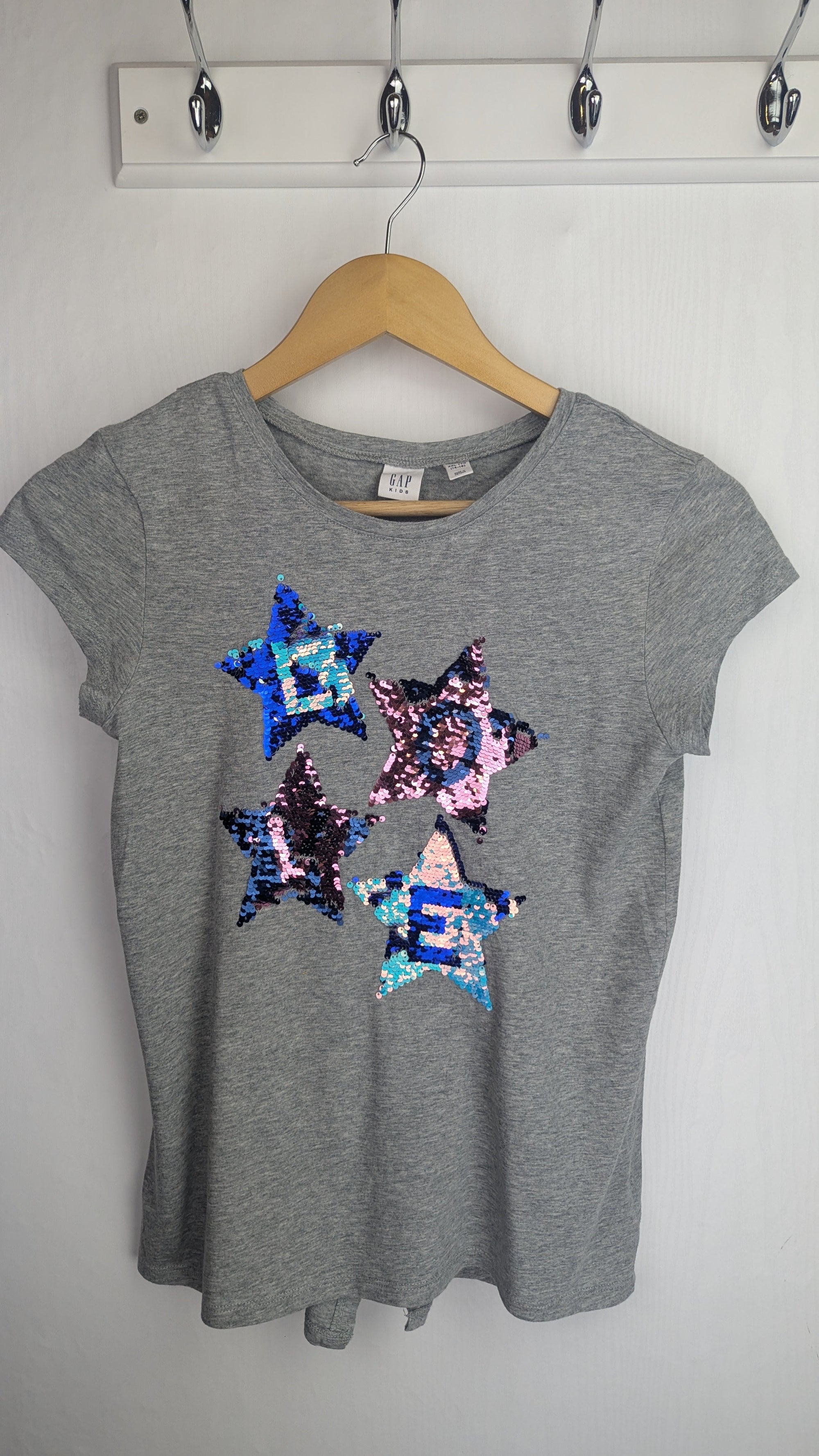 Gap Grey Love Sequins Cross - Back Top - Girls 14 - 16 Years - Little Ones Preloved. Second Hand Children's & Preloved Baby, Kids, Girls & Boys Clothes. UK online