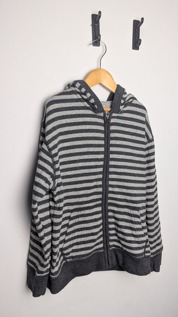 Gap Grey Striped Lined Zip Hoodie - Unisex 6-7 Years Little Ones Preloved Used, Preloved, Preworn Baby, Girls & Boys Clothes. Kids & Children's second hand Clothing UK Online. Cheap affordable. Brands including Next, Joules, Nutmeg Morrisons, TU, F&F, H&M.