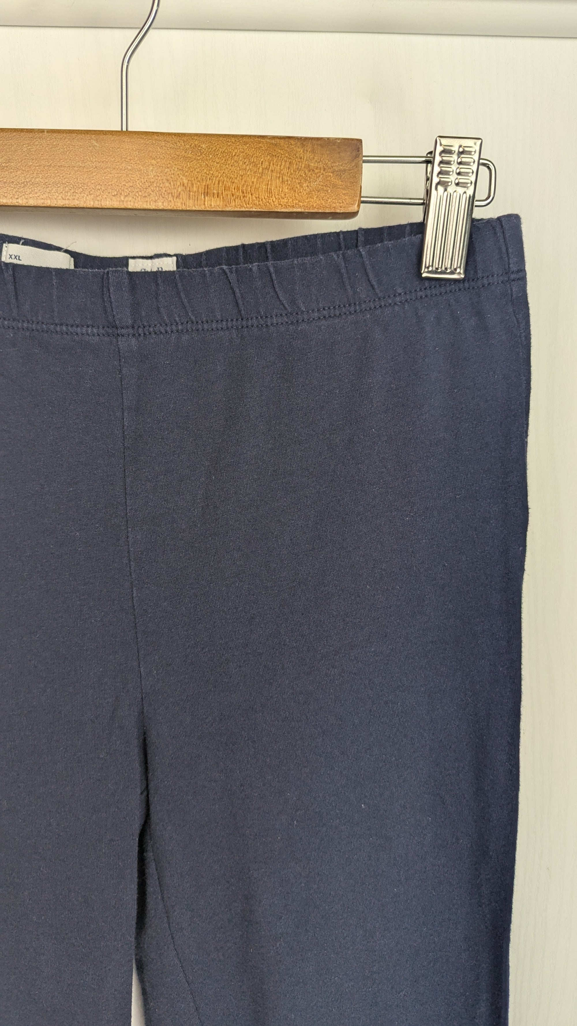 Gap Navy Leggings - Girl 13 - 14 Years - Little Ones Preloved. Second Hand Children's & Preloved Baby, Kids, Girls & Boys Clothes. UK online