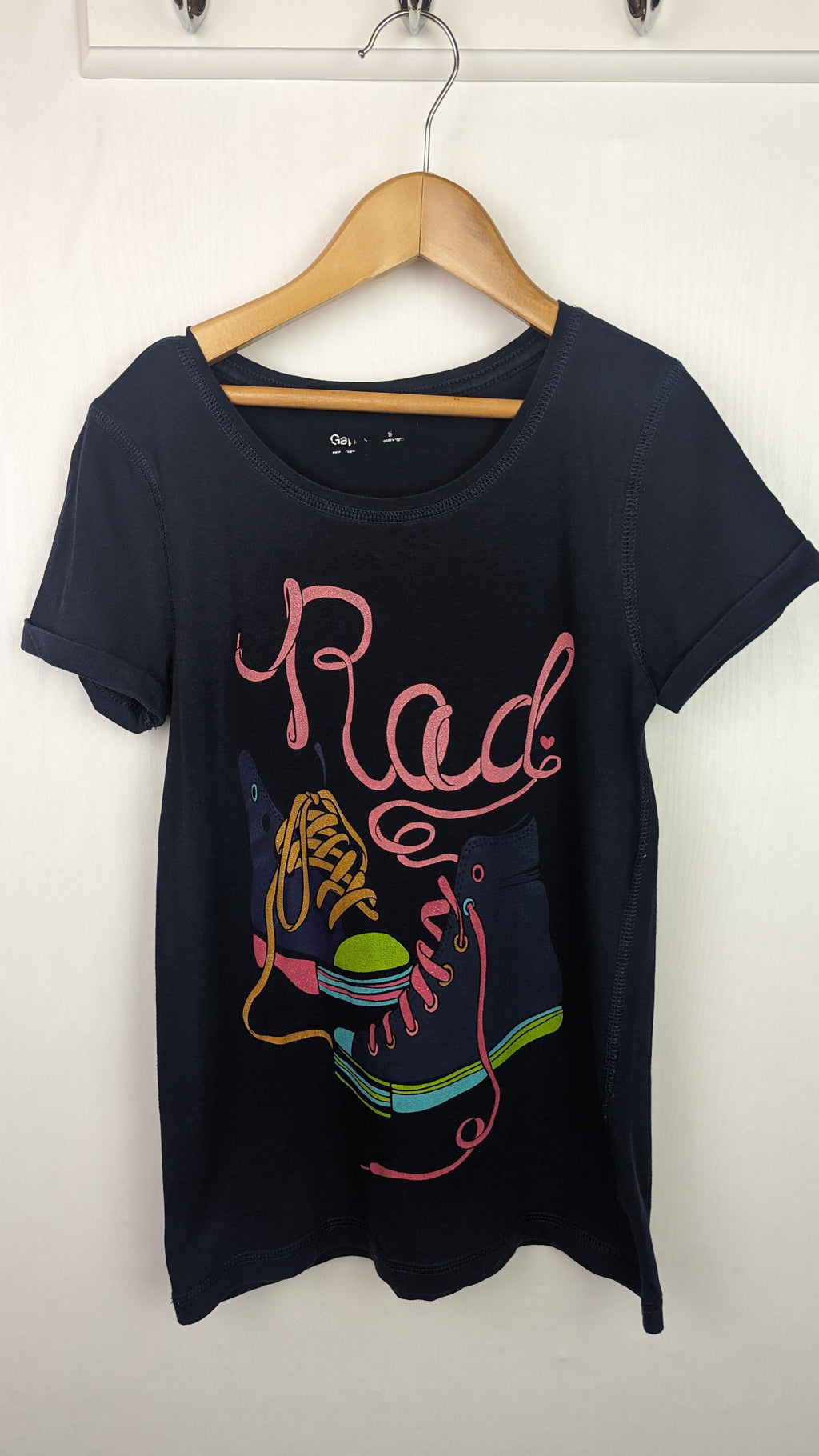 Gap 'Rad' Trainer Top - Girls 9 - 10 Years - Little Ones Preloved. Second Hand Children's & Preloved Baby, Kids, Girls & Boys Clothes. UK online