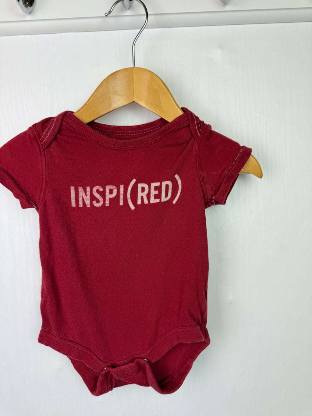 Gap Red Inspi(red) Bodysuit - Unisex 0 - 3 Months - Little Ones Preloved. Second Hand Children's & Preloved Baby, Kids, Girls & Boys Clothes. UK online