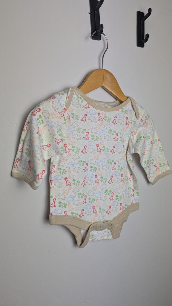 Gap White & Beige Animals Bodysuit - Unisex 0-3 Months Little Ones Preloved Used, Preloved, Preworn Baby, Girls & Boys Clothes. Kids & Children's second hand Clothing UK Online. Cheap affordable. Brands including Next, Joules, Nutmeg Morrisons, TU, F&F, H&M.