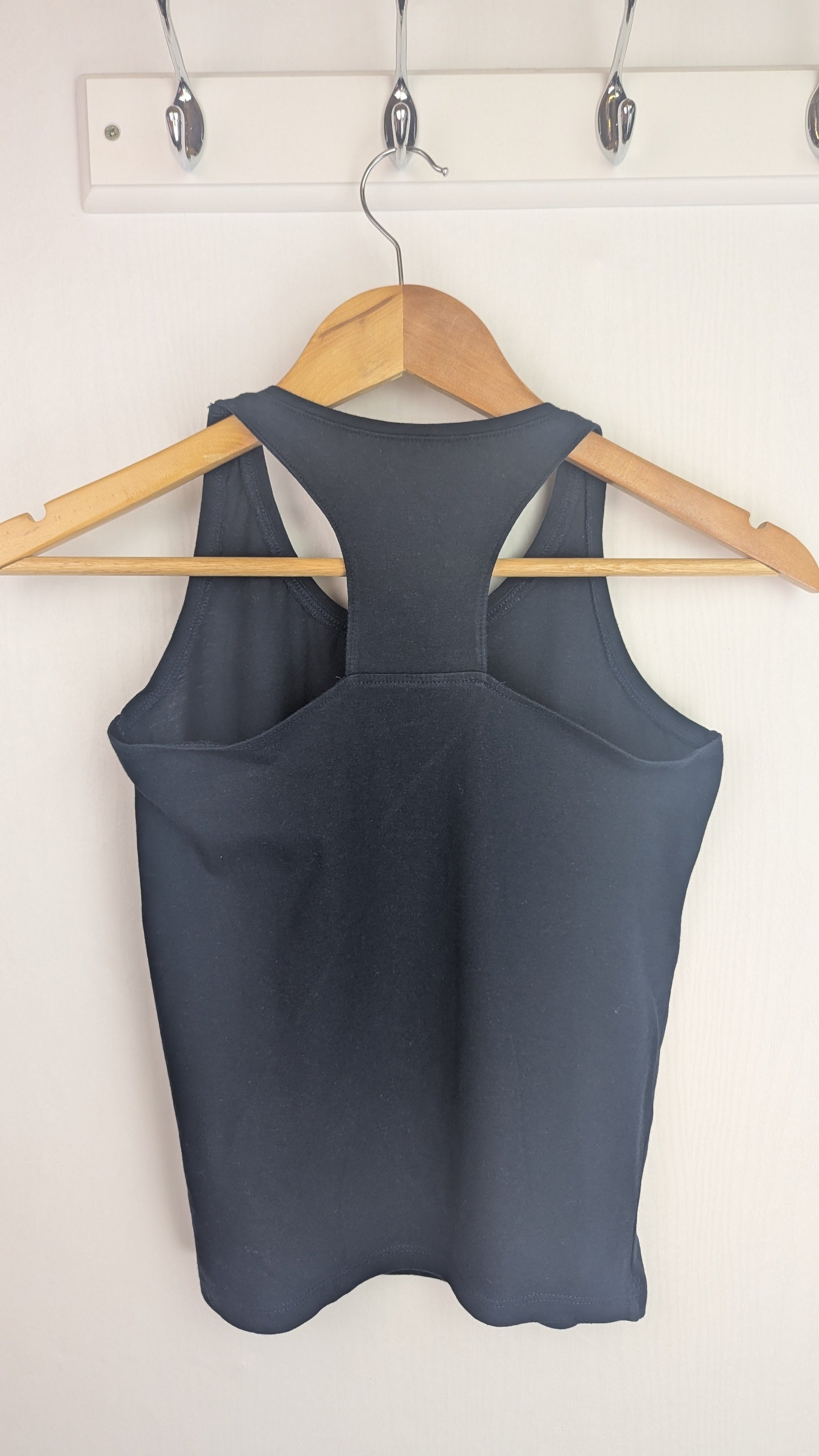 Garcia Jeans Navy Paradise Top - Girls 12 - 13 Years - Little Ones Preloved. Second Hand Children's & Preloved Baby, Kids, Girls & Boys Clothes. UK online