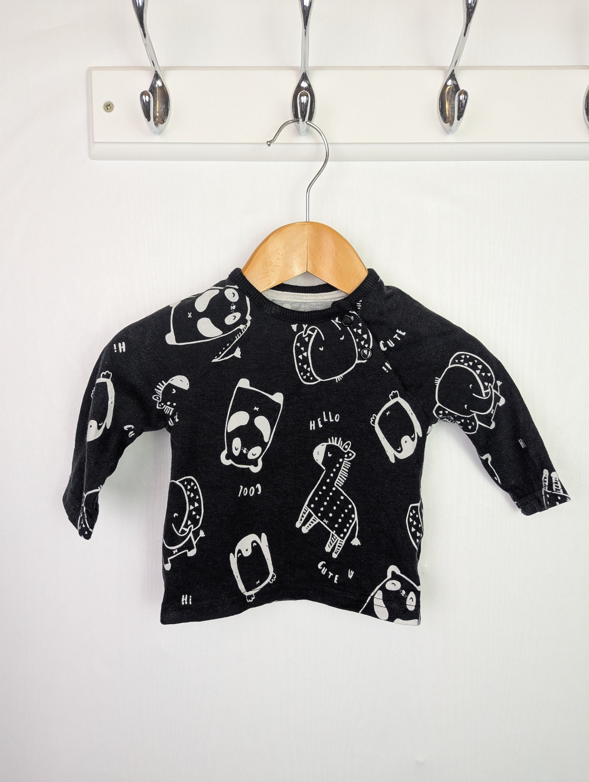 George Animals Top - Boys Newborn - Little Ones Preloved. Second Hand Children's & Preloved Baby, Kids, Girls & Boys Clothes. UK online