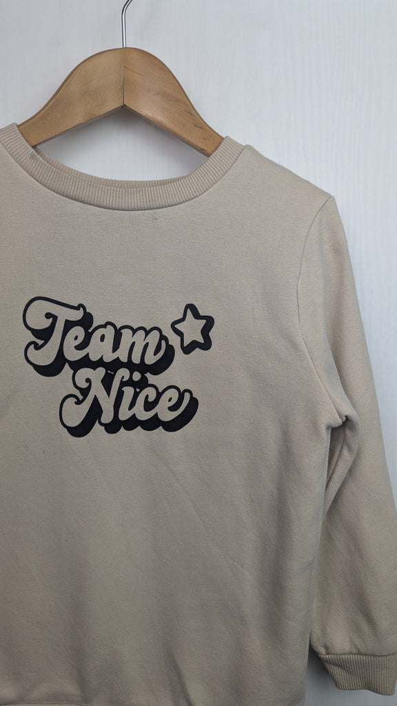 George Beige Team Nice Jumper - Unisex 3-4 Years George Used, Preloved, Preworn & Second Hand Baby, Kids & Children's Clothing UK Online. Cheap affordable. Brands including Next, Joules, Nutmeg Morrisons, TU, F&F, H&M.