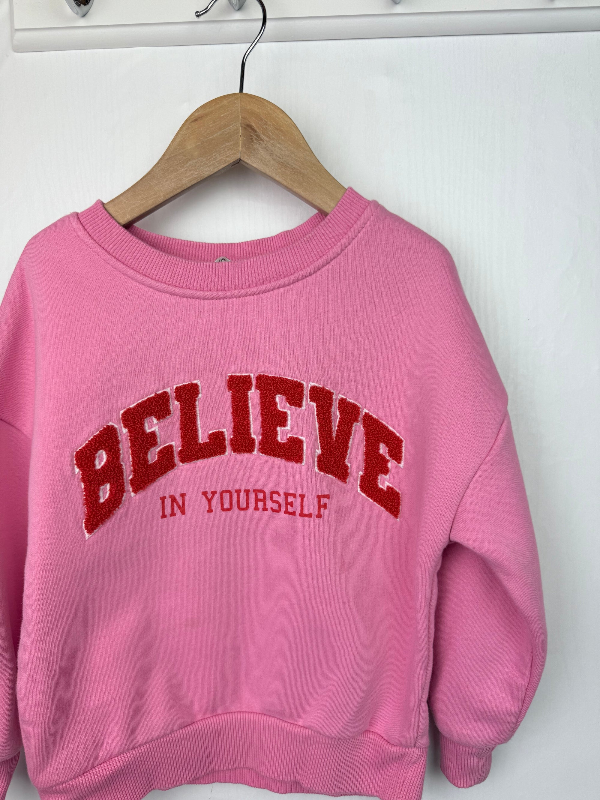 George 'Believe in yourself' Jumper - Girls 4 - 5 Years - Little Ones Preloved. Second Hand Children's & Preloved Baby, Kids, Girls & Boys Clothes. UK online