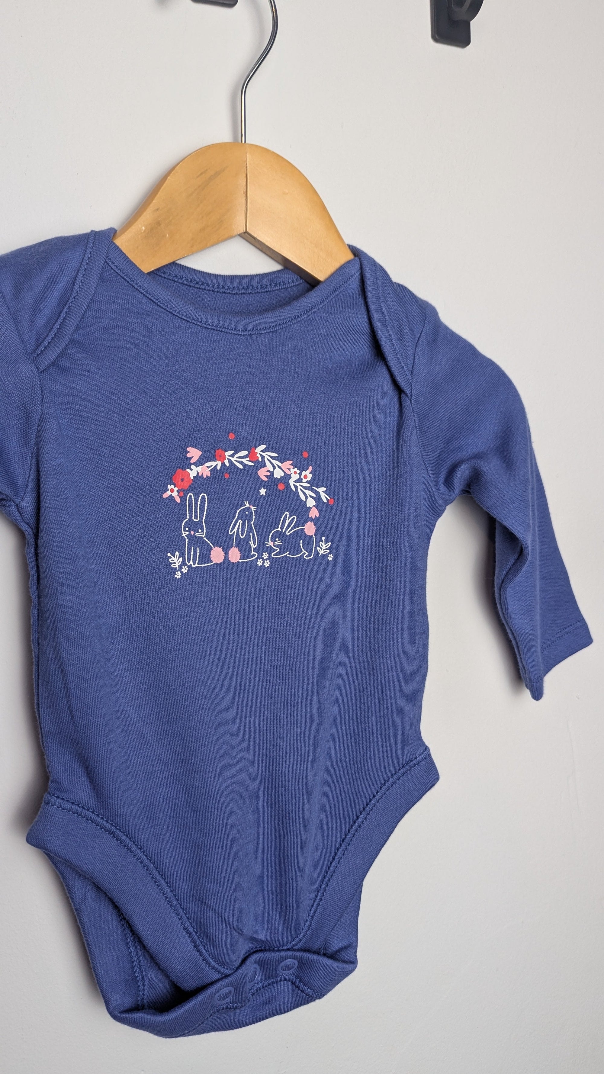 George Blue Bunny Sleepsuit - Girls 3 - 6 Months - Little Ones Preloved. Second Hand Children's & Preloved Baby, Kids, Girls & Boys Clothes. UK online
