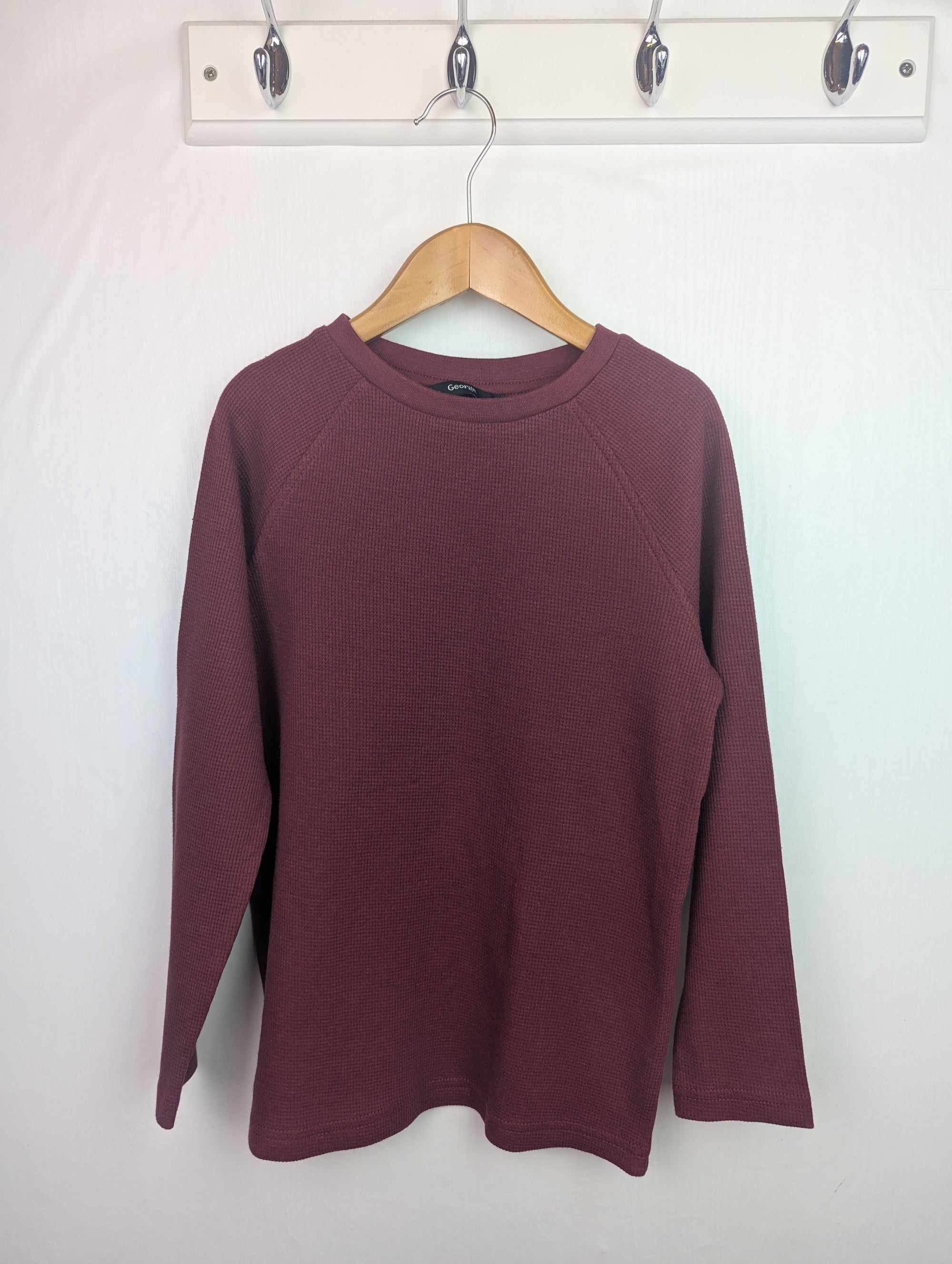 George Burgundy Waffle Top - Boys 7 - 8 Years - Little Ones Preloved. Second Hand Children's & Preloved Baby, Kids, Girls & Boys Clothes. UK online