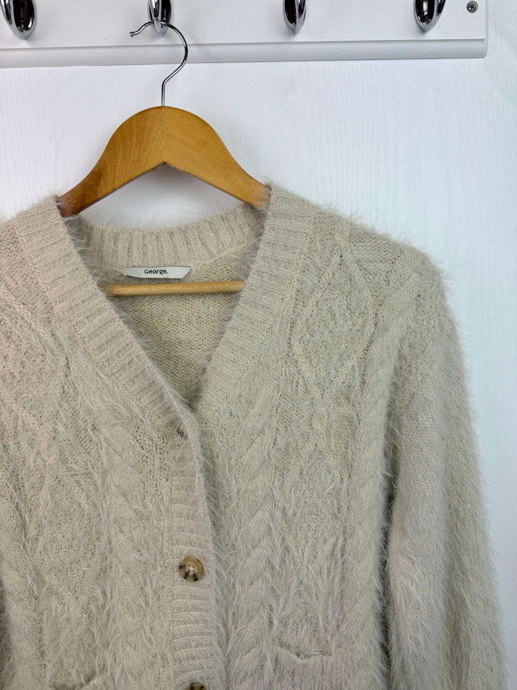 George Buton Fluffy Cardigan - Girls 9 - 10 Years - Little Ones Preloved. Second Hand Children's & Preloved Baby, Kids, Girls & Boys Clothes. UK online