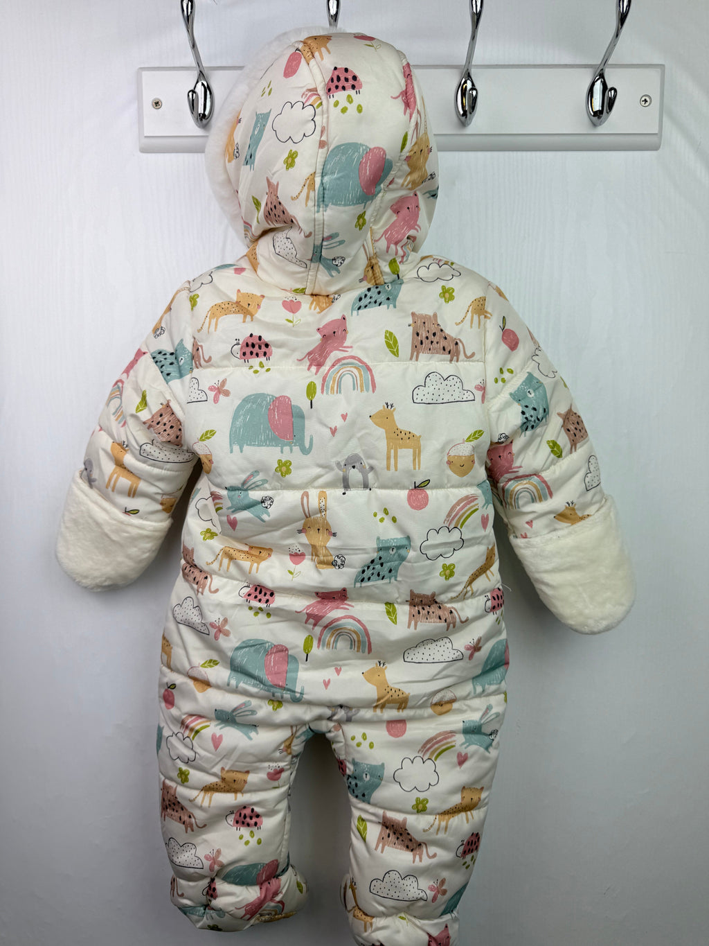 George Cream Animal & Rainbows Pramsuit - Girls 3 - 6 Months - Little Ones Preloved. Second Hand Children's & Preloved Baby, Kids, Girls & Boys Clothes. UK online