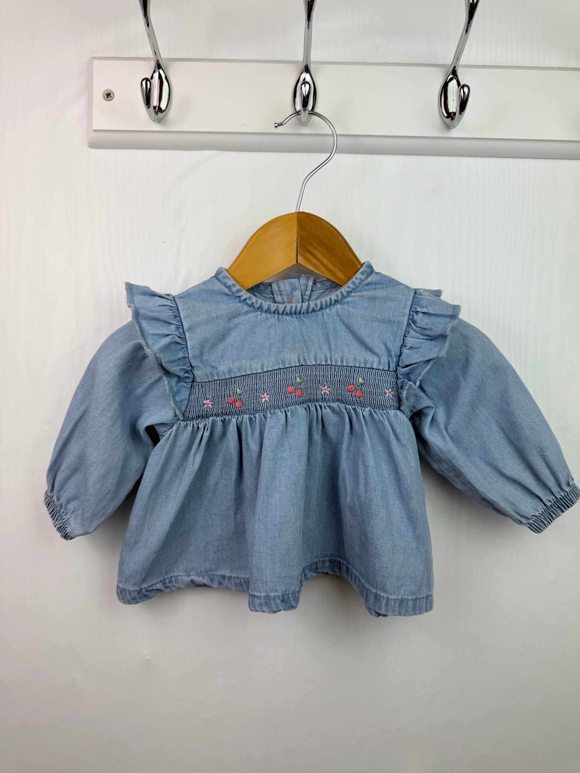 George Denim Floral Top - Girls Newborn - Little Ones Preloved. Second Hand Children's & Preloved Baby, Kids, Girls & Boys Clothes. UK online