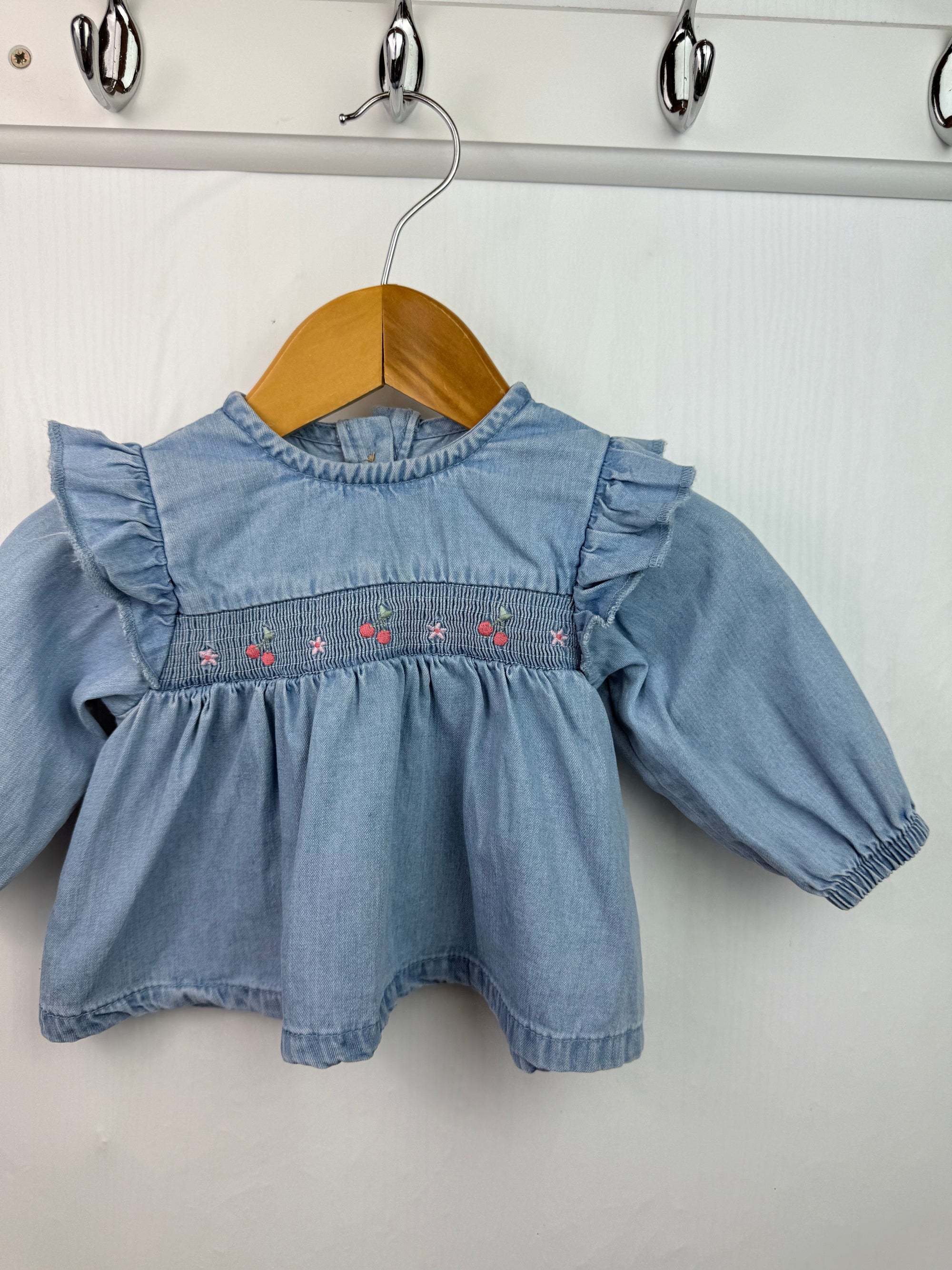 George Denim Floral Top - Girls Newborn - Little Ones Preloved. Second Hand Children's & Preloved Baby, Kids, Girls & Boys Clothes. UK online