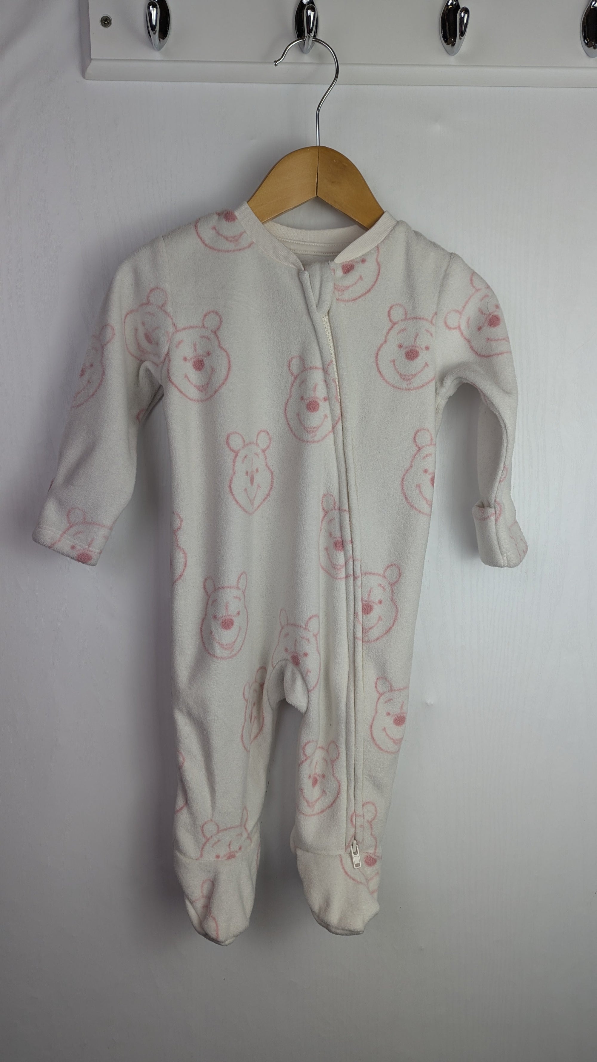 George Fleece Disney Winnie The Pooh Sleepsuit - Girls 3 - 6 Months - Little Ones Preloved. Second Hand Children's & Preloved Baby, Kids, Girls & Boys Clothes. UK online