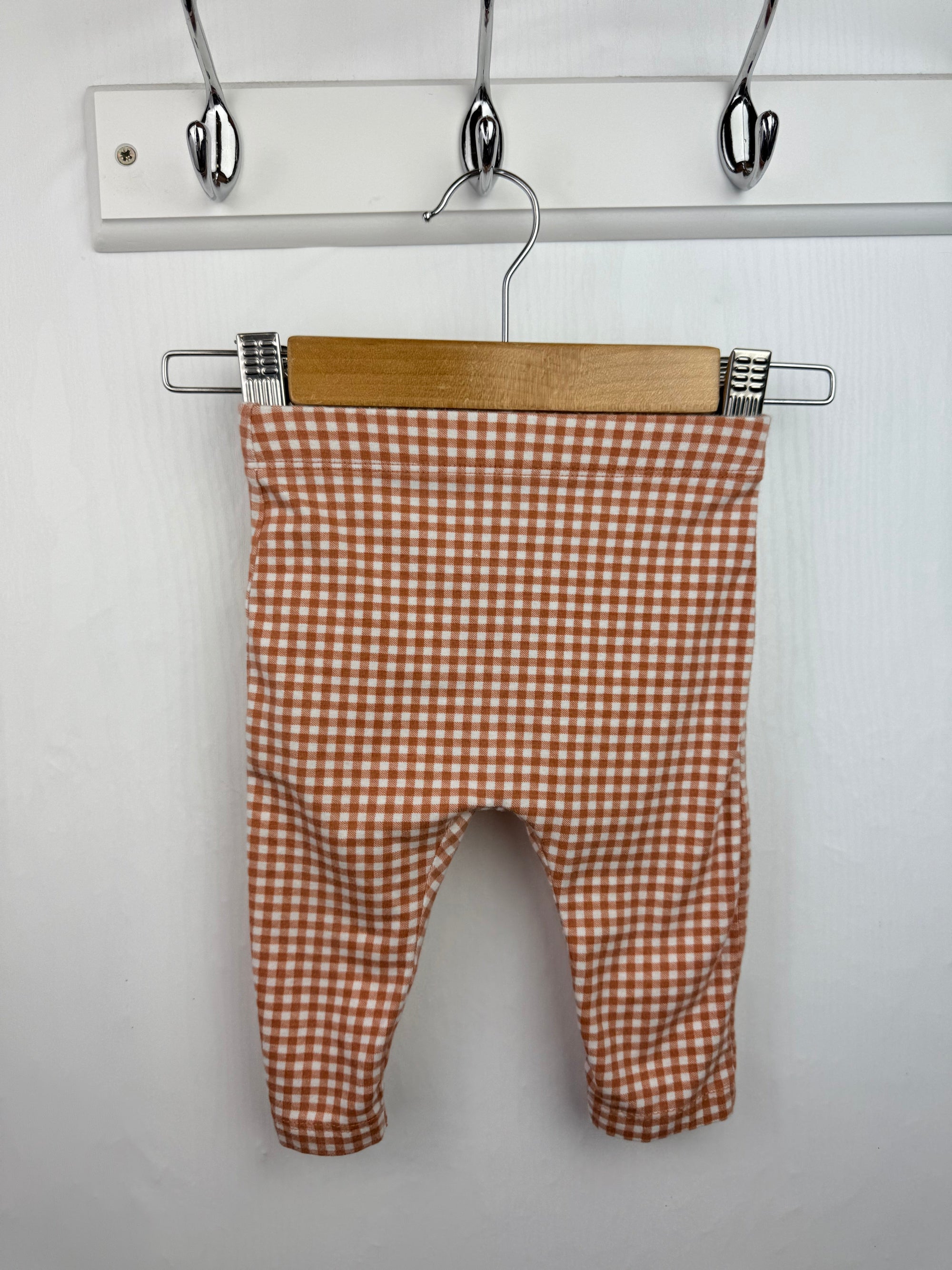 George Gingham Leggings - Baby Girls 3 - 6 Months - Little Ones Preloved. Second Hand Children's & Preloved Baby, Kids, Girls & Boys Clothes. UK online