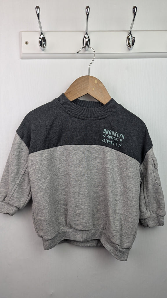 George Grey Block Jumper - Boys 18-24 Months George Used, Preloved, Preworn & Second Hand Baby, Kids & Children's Clothing UK Online. Cheap affordable. Brands including Next, Joules, Nutmeg Morrisons, TU, F&F, H&M.