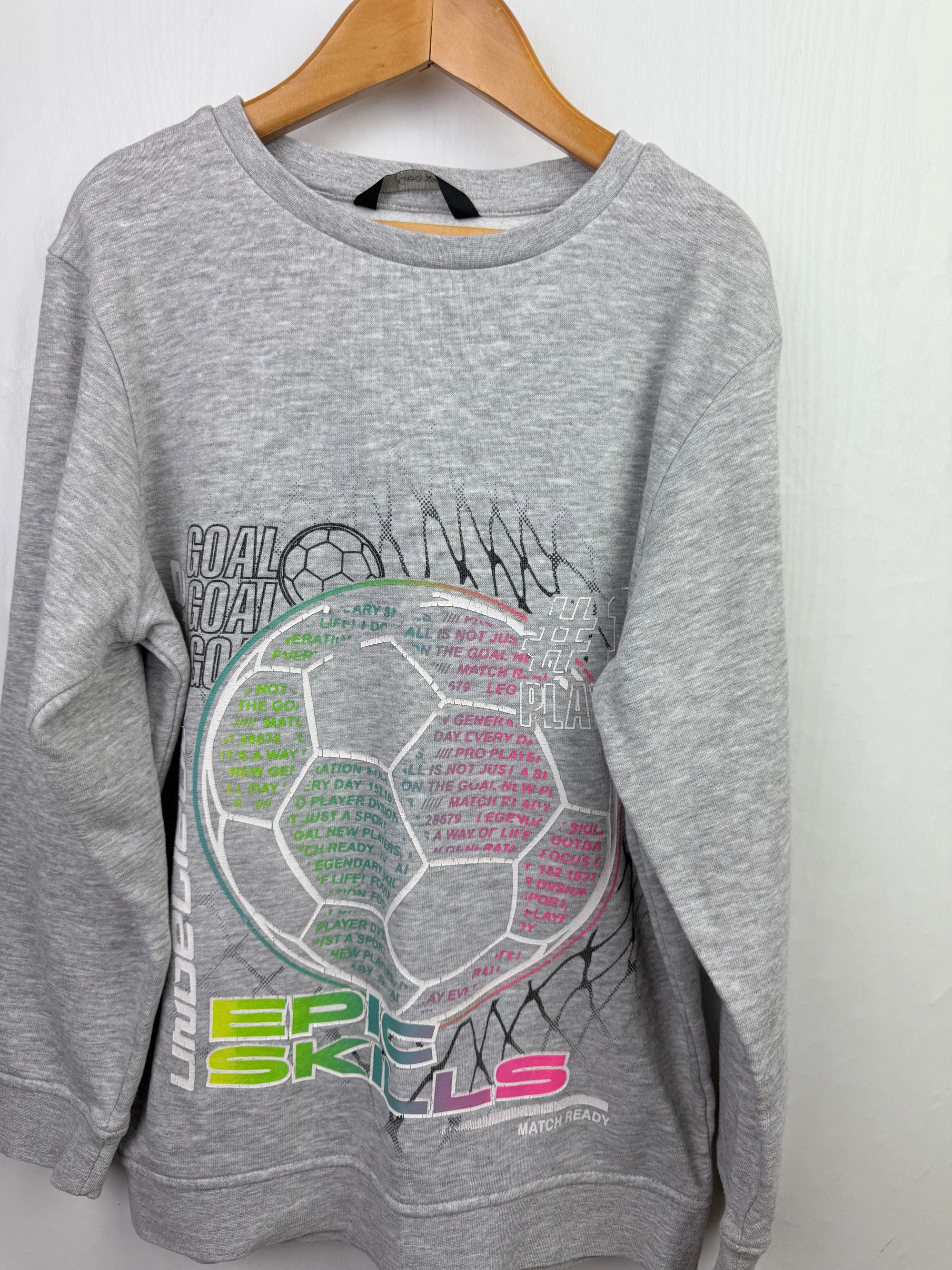 George Grey Football Sweatshirt - Boys 8 - 9 Years - Little Ones Preloved. Second Hand Children's & Preloved Baby, Kids, Girls & Boys Clothes. UK online
