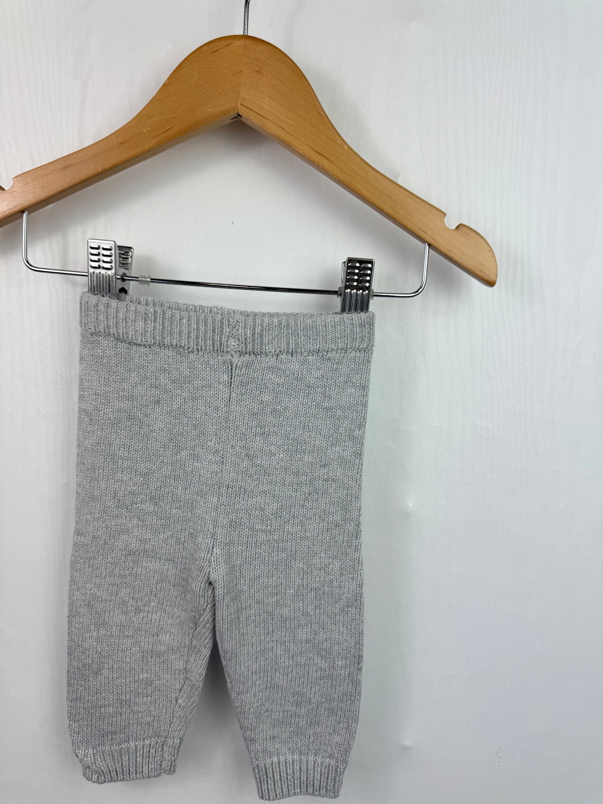 George Grey Knit Leggings - Boys Newborn - Little Ones Preloved. Second Hand Children's & Preloved Baby, Kids, Girls & Boys Clothes. UK online
