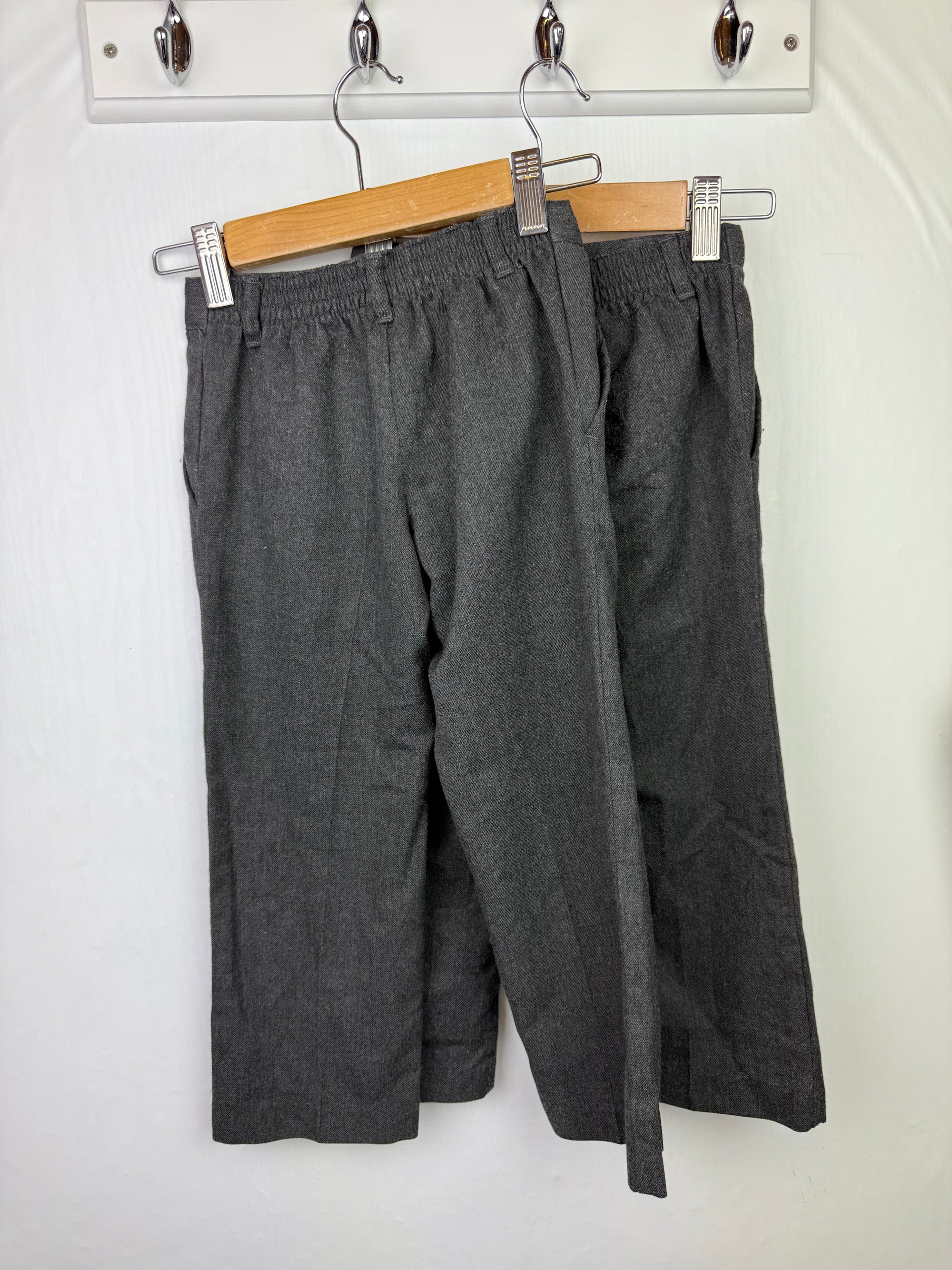 George Grey School Trousers - Boys 3 - 4 Years - Little Ones Preloved. Second Hand Children's & Preloved Baby, Kids, Girls & Boys Clothes. UK online