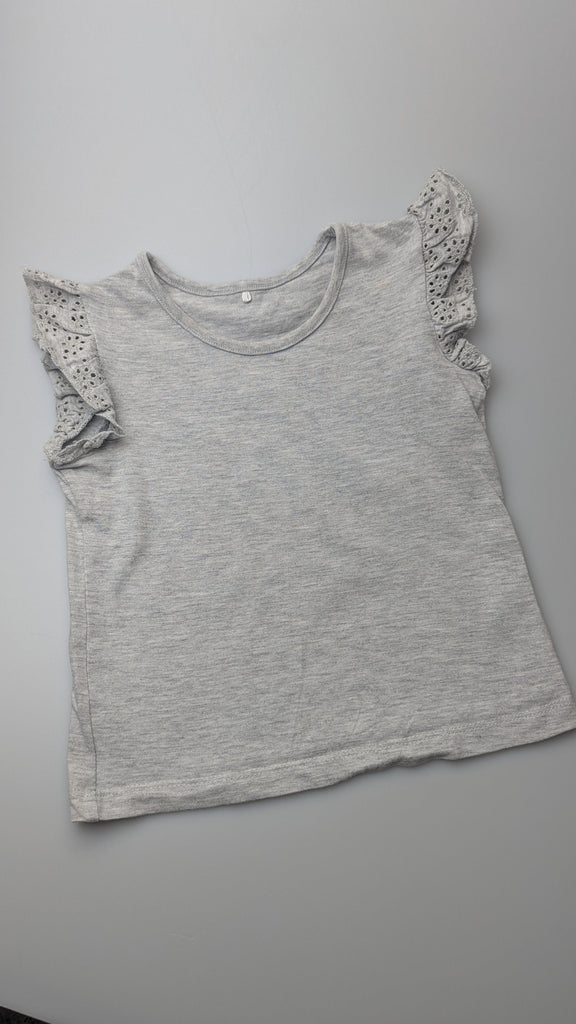 George Grey Sleeveless Top - Girls 2-3 Years Little Ones Preloved Used, Preloved, Preworn Baby, Girls & Boys Clothes. Kids & Children's second hand Clothing UK Online. Cheap affordable. Brands including Next, Joules, Nutmeg Morrisons, TU, F&F, H&M.