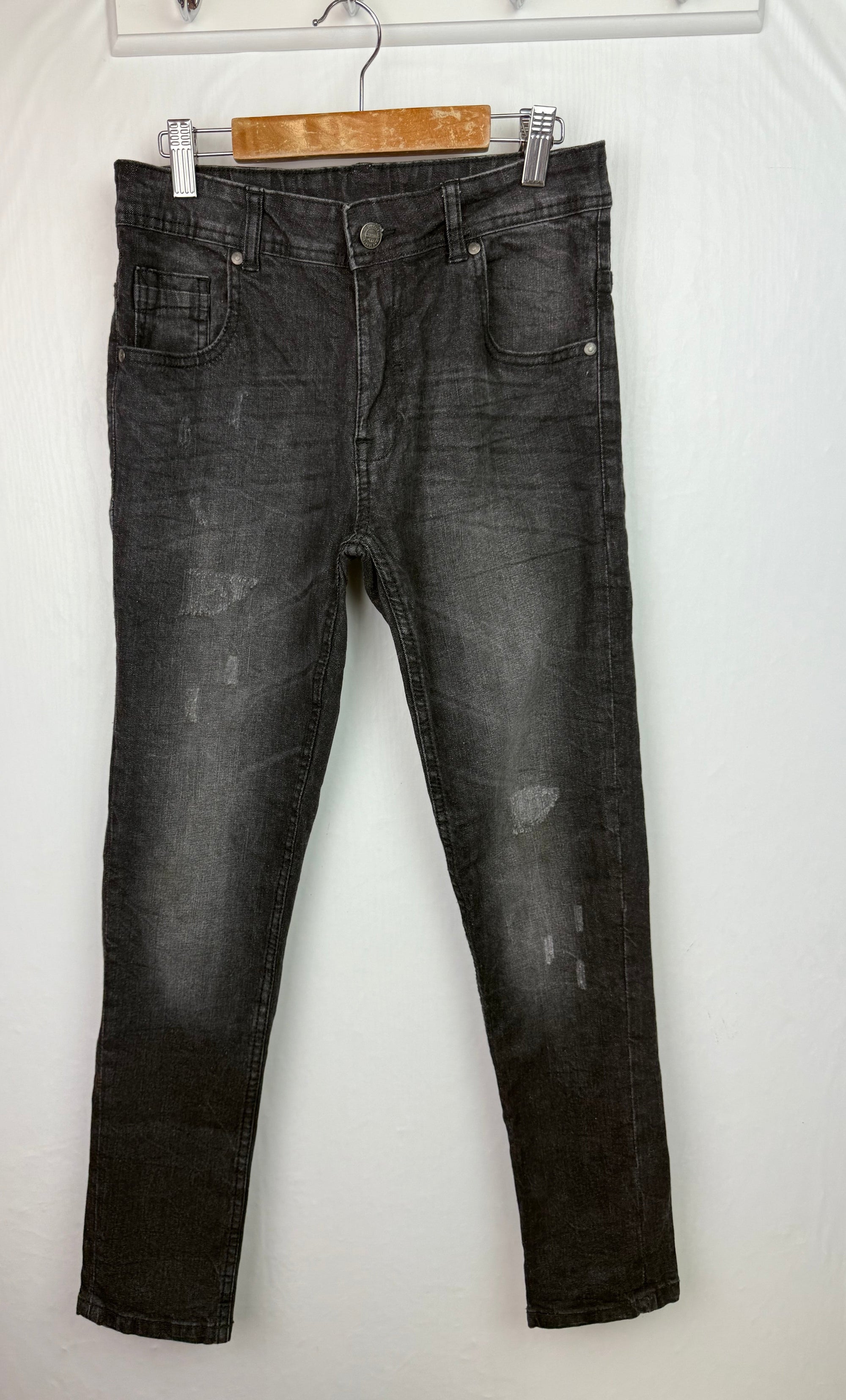 George Grey/Black Ripped Denim Jeans - Boys 11 - 12 Years - Little Ones Preloved. Second Hand Children's & Preloved Baby, Kids, Girls & Boys Clothes. UK online