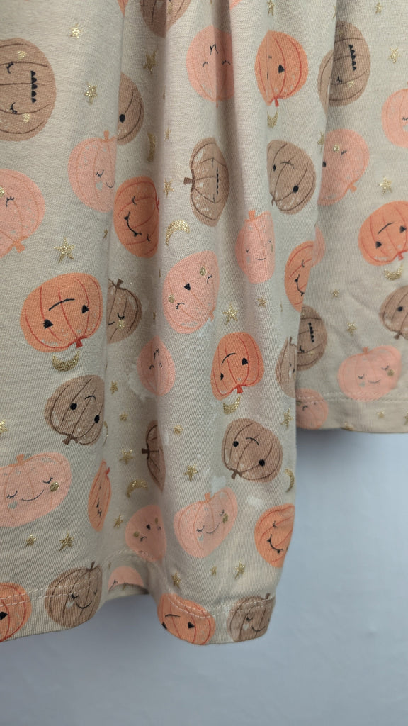 George Halloween Pumpkin Dress - Girls 4-5 Years George Used, Preloved, Preworn & Second Hand Baby, Kids & Children's Clothing UK Online. Cheap affordable. Brands including Next, Joules, Nutmeg Morrisons, TU, F&F, H&M.