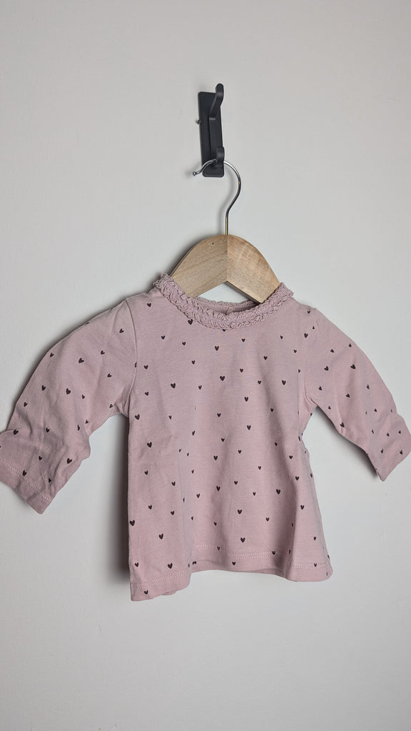 George Hearts Long Sleeve Top - Girls 0-3 Months Little Ones Preloved Used, Preloved, Preworn Baby, Girls & Boys Clothes. Kids & Children's second hand Clothing UK Online. Cheap affordable. Brands including Next, Joules, Nutmeg Morrisons, TU, F&F, H&M.