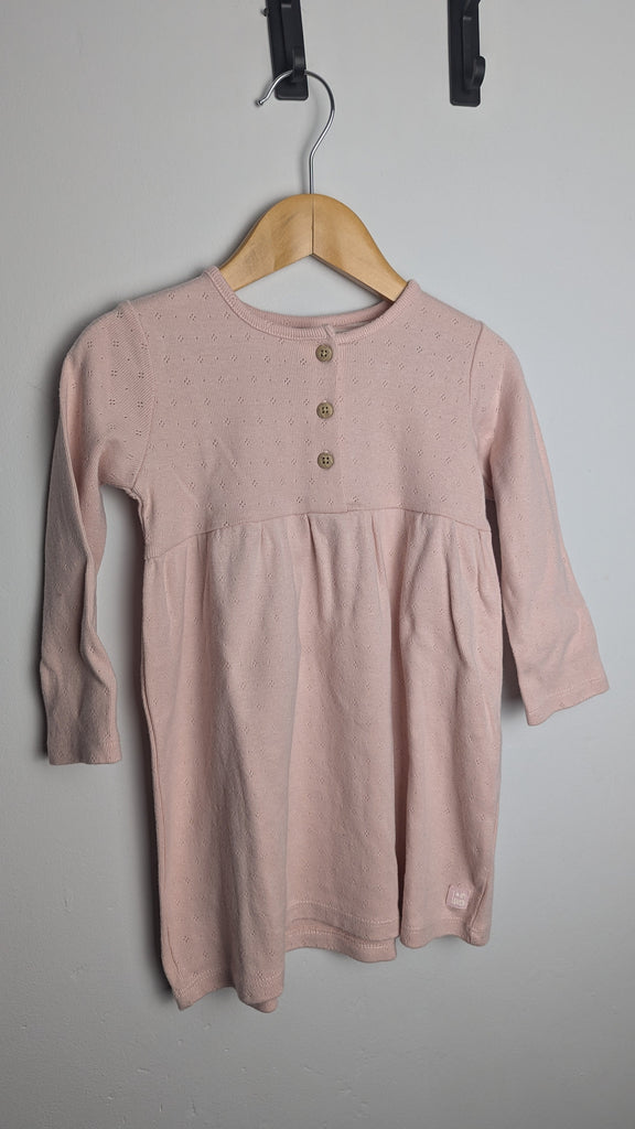 George Light Pink Long Sleeve Dress - Girls 12-18 Months Little Ones Preloved Used, Preloved, Preworn Baby, Girls & Boys Clothes. Kids & Children's second hand Clothing UK Online. Cheap affordable. Brands including Next, Joules, Nutmeg Morrisons, TU, F&F, H&M.