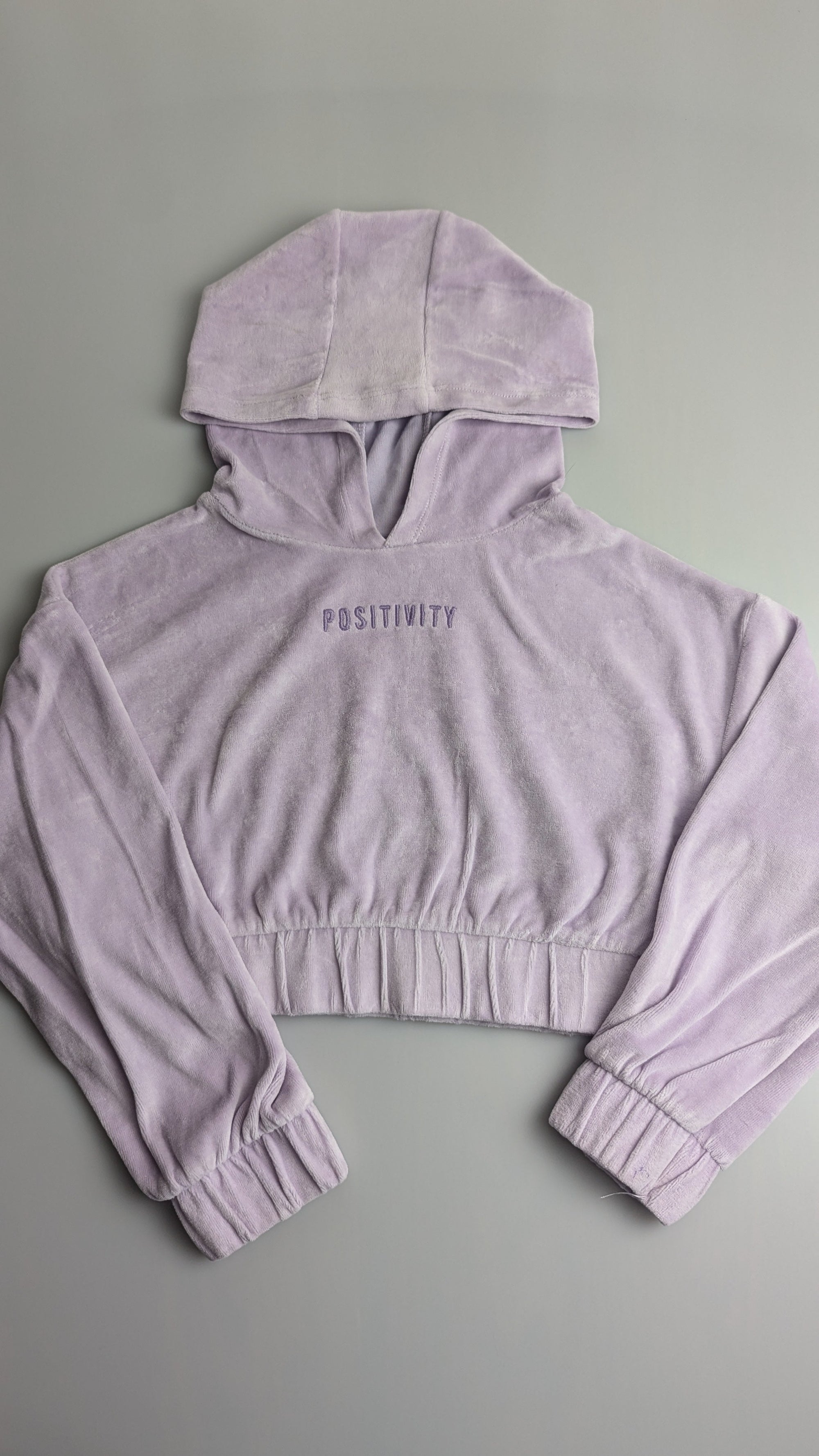 George Lilac Positivity Crop Hoodie - Girls 5 - 6 Years - Little Ones Preloved. Second Hand Children's & Preloved Baby, Kids, Girls & Boys Clothes. UK online